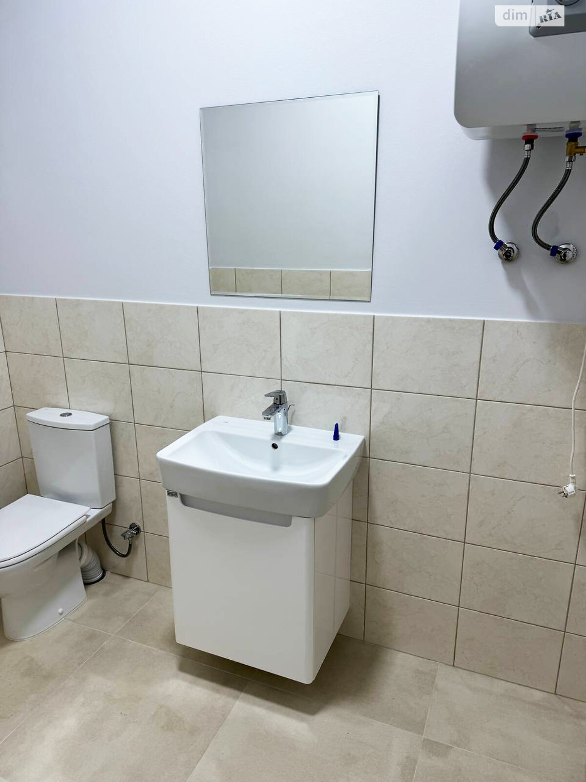 Комерційне приміщення в Івано-Франківську, здам в оренду по Гетьмана Івана Мазепи вулиця 160А, район Центр, ціна: 68 769 грн за об’єкт фото 1