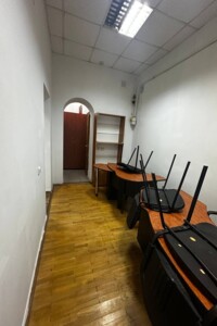 Коммерческое помещение в Ивано-Франковске, сдам в аренду по Ивана Франко улица 27, район Центр, цена: 17 000 грн за объект фото 2