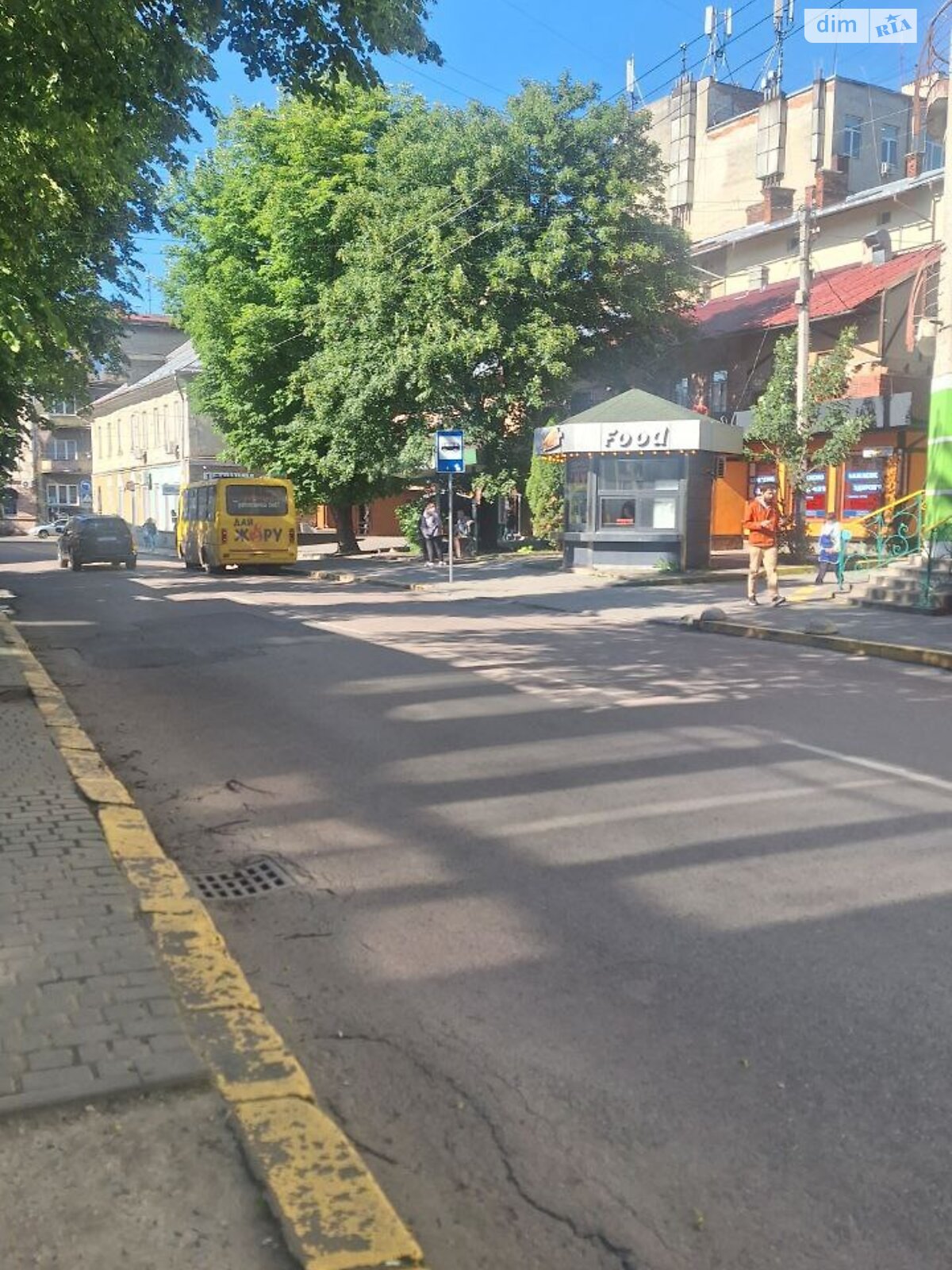 Коммерческое помещение в Ивано-Франковске, сдам в аренду по Коновальца Евгения улица 12, район Центр, цена: 30 000 грн за объект фото 1 Коммерческое помещение в Ивано-Франковске, сдам в аренду по Коновальца Евгения улица 12, район Центр, цена: 30 000 грн за объект фото 1