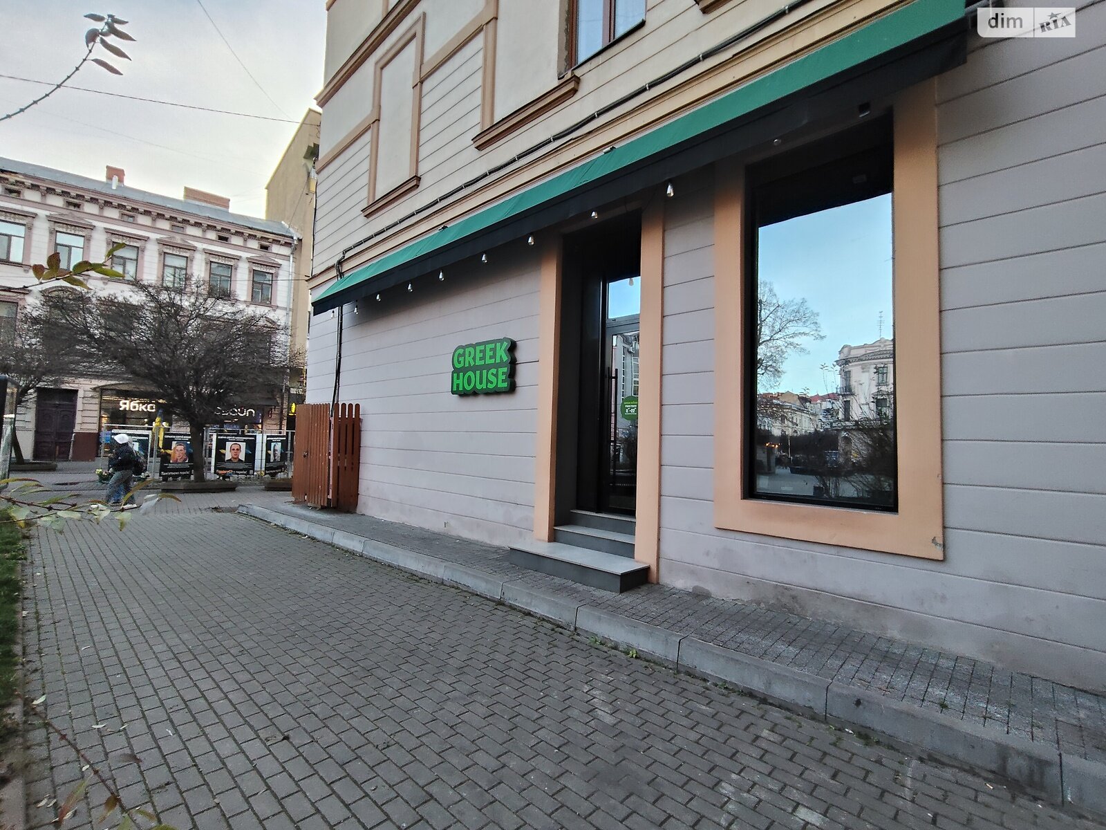 Комерційне приміщення в Івано-Франківську, здам в оренду по Незалежності вулиця 15, район Центр, ціна: 60 000 грн за об’єкт фото 1
