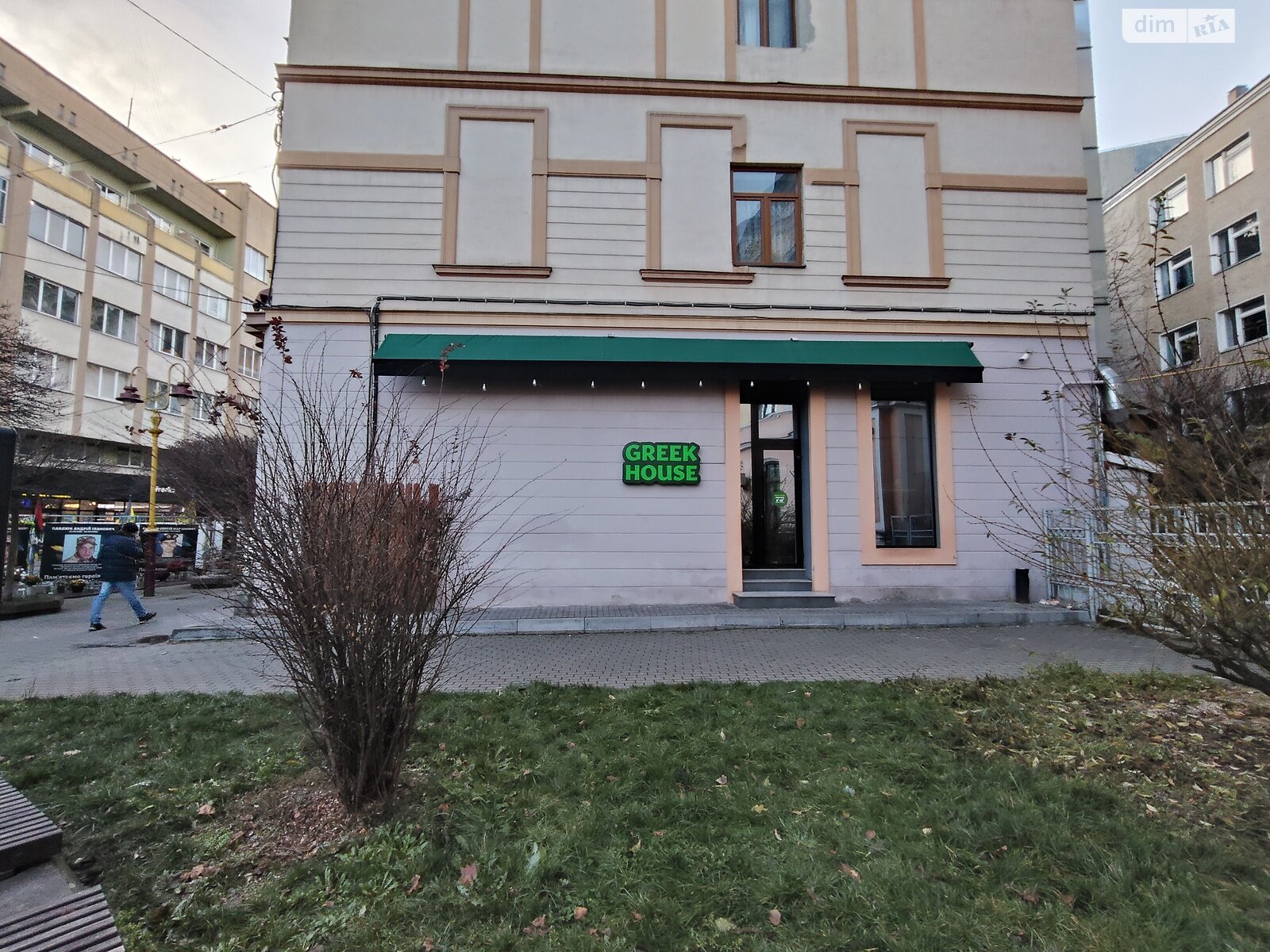 Комерційне приміщення в Івано-Франківську, здам в оренду по Незалежності вулиця 15, район Центр, ціна: 60 000 грн за об’єкт фото 1