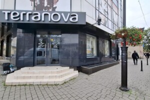 Комерційне приміщення в Івано-Франківську, здам в оренду по Ринок площа 18, район Центр, ціна: 248 980 грн за об’єкт фото 2