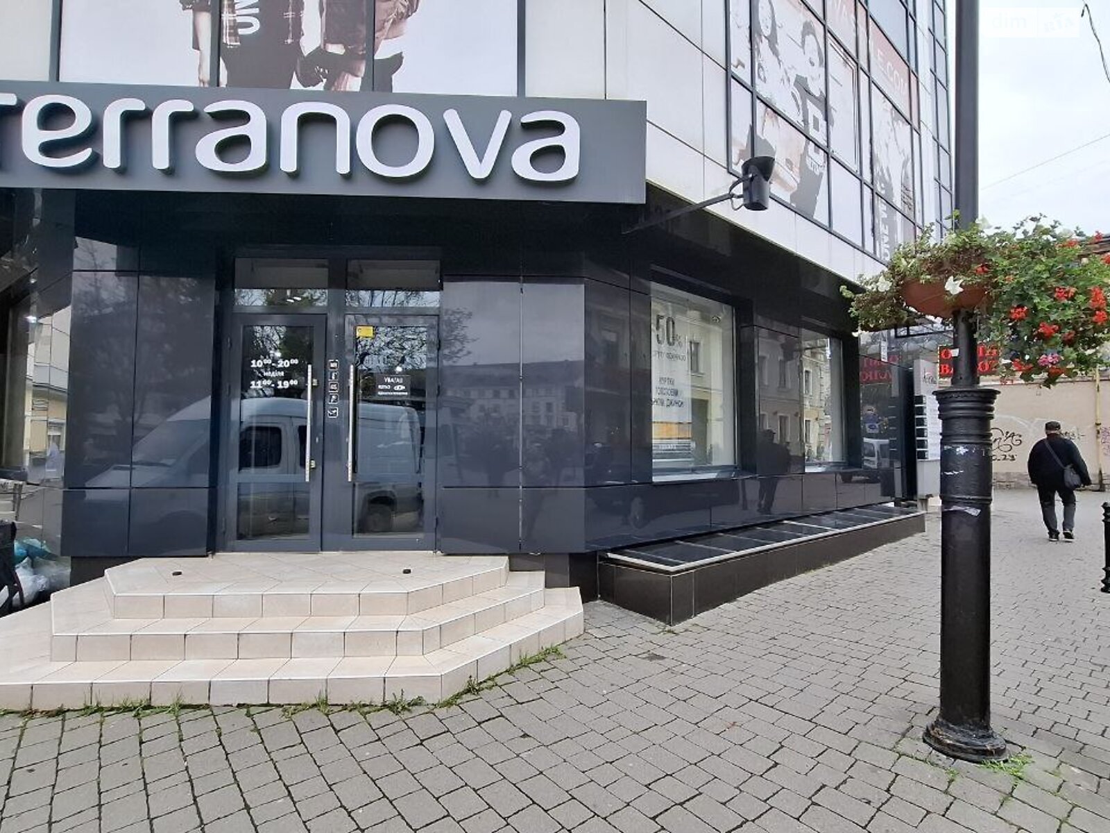 Комерційне приміщення в Івано-Франківську, здам в оренду по Ринок площа 18, район Центр, ціна: 248 980 грн за об’єкт фото 1