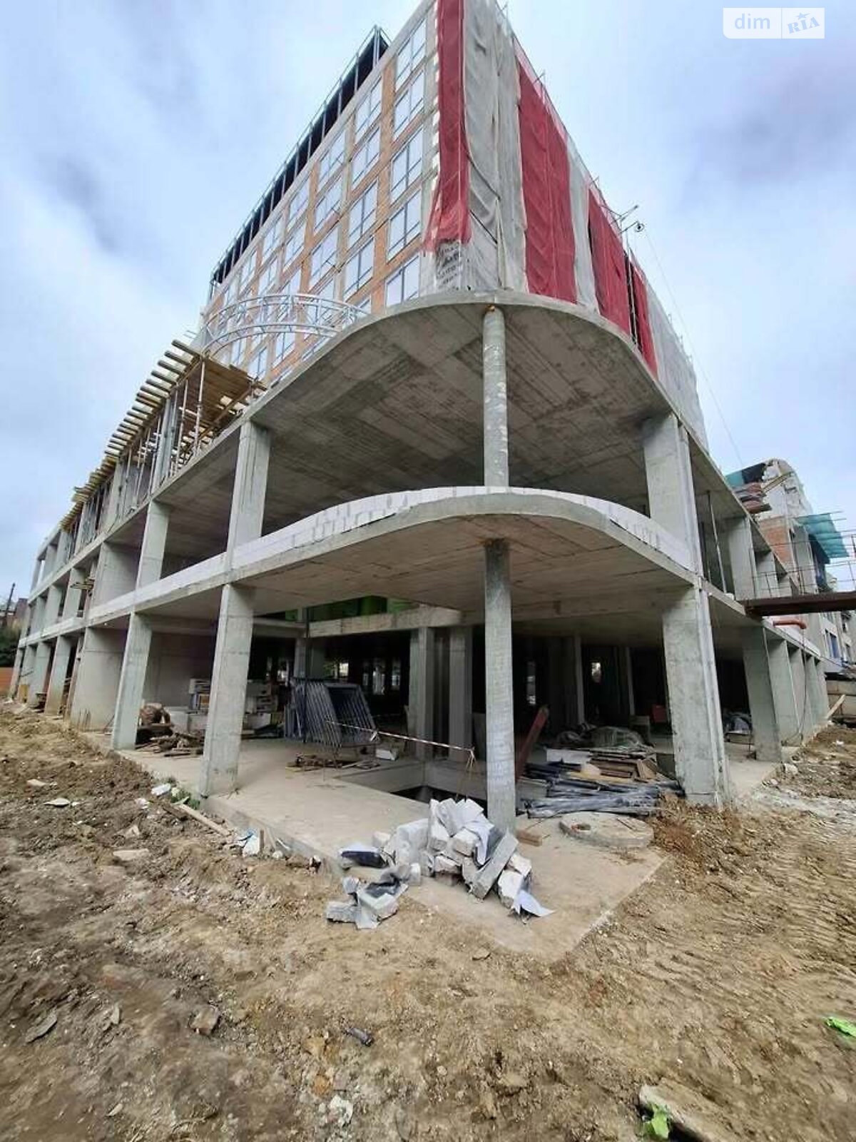 Коммерческое помещение в Ивано-Франковске, сдам в аренду по Солнечная улица, район Центр, цена: 1 074 825 грн за объект фото 1