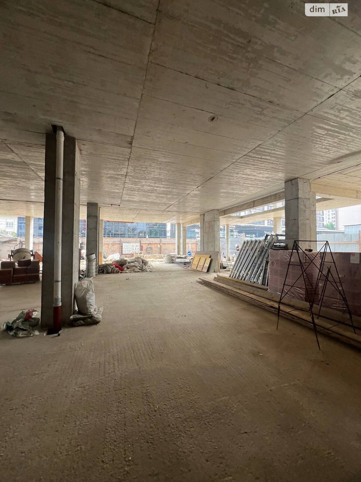 Коммерческое помещение в Ивано-Франковске, сдам в аренду по Солнечная улица, район Центр, цена: 1 074 825 грн за объект фото 1