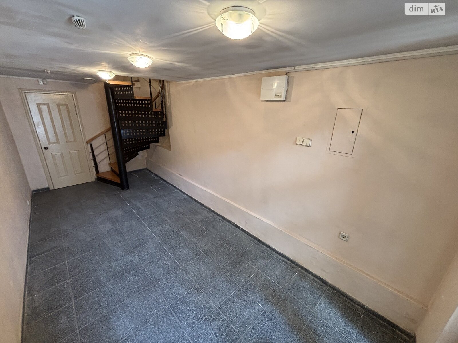 Комерційне приміщення в Івано-Франківську, здам в оренду по Стрільців Січових вулиця 6, район Центр, ціна: 44 000 грн за об’єкт фото 1 Комерційне приміщення в Івано-Франківську, здам в оренду по Стрільців Січових вулиця 6, район Центр, ціна: 44 000 грн за об’єкт фото 1