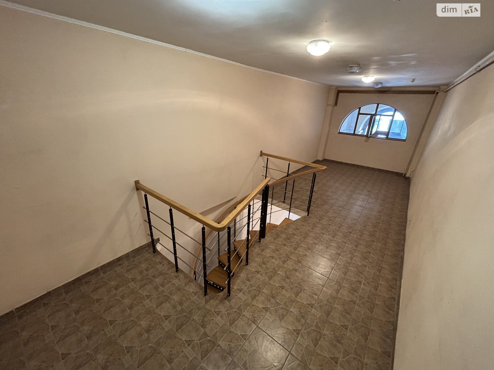 Комерційне приміщення в Івано-Франківську, здам в оренду по Стрільців Січових вулиця 6, район Центр, ціна: 44 000 грн за об’єкт фото 1 Комерційне приміщення в Івано-Франківську, здам в оренду по Стрільців Січових вулиця 6, район Центр, ціна: 44 000 грн за об’єкт фото 1