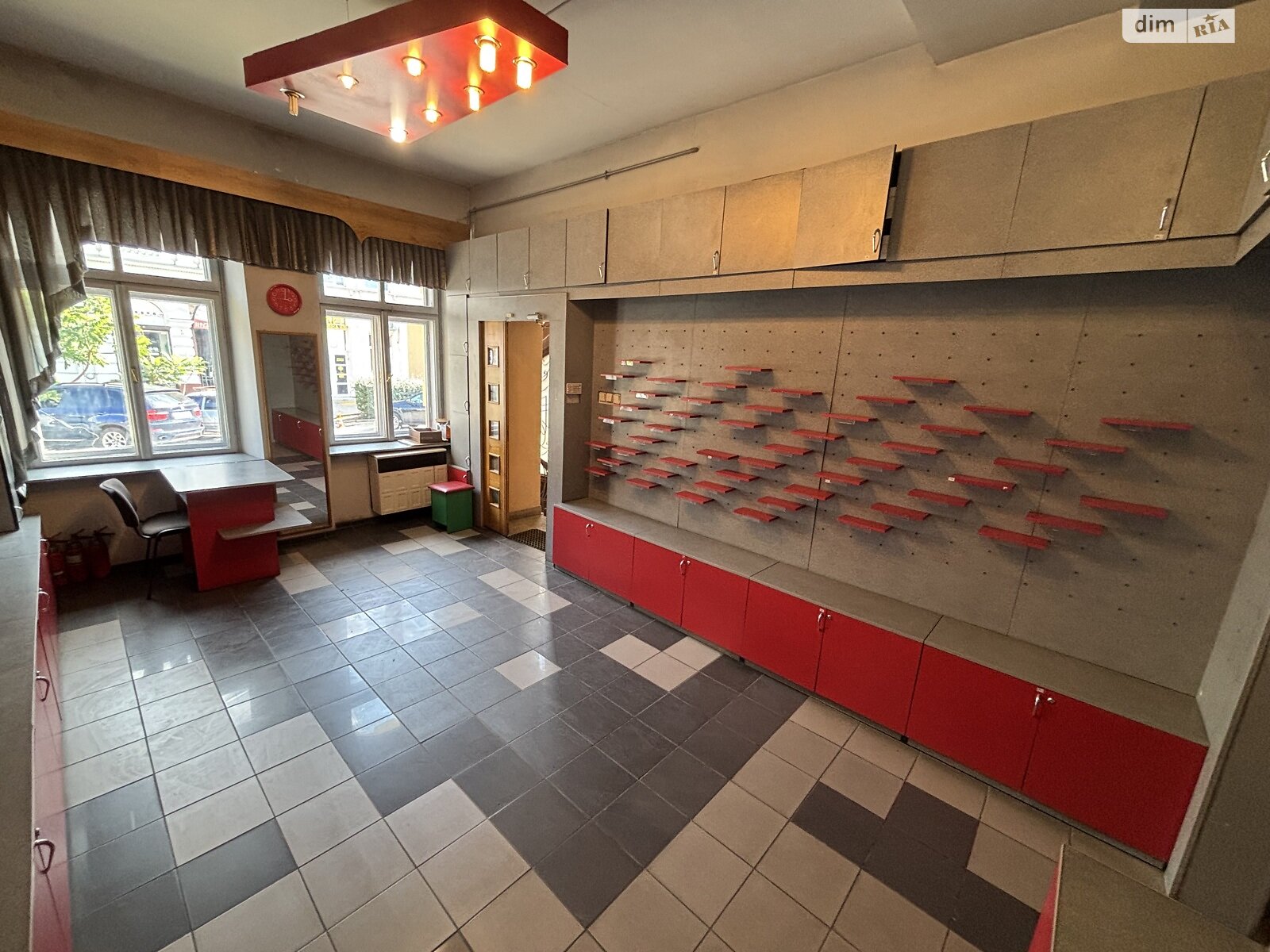 Комерційне приміщення в Івано-Франківську, здам в оренду по Стрільців Січових вулиця 6, район Центр, ціна: 44 000 грн за об’єкт фото 1 Комерційне приміщення в Івано-Франківську, здам в оренду по Стрільців Січових вулиця 6, район Центр, ціна: 44 000 грн за об’єкт фото 1