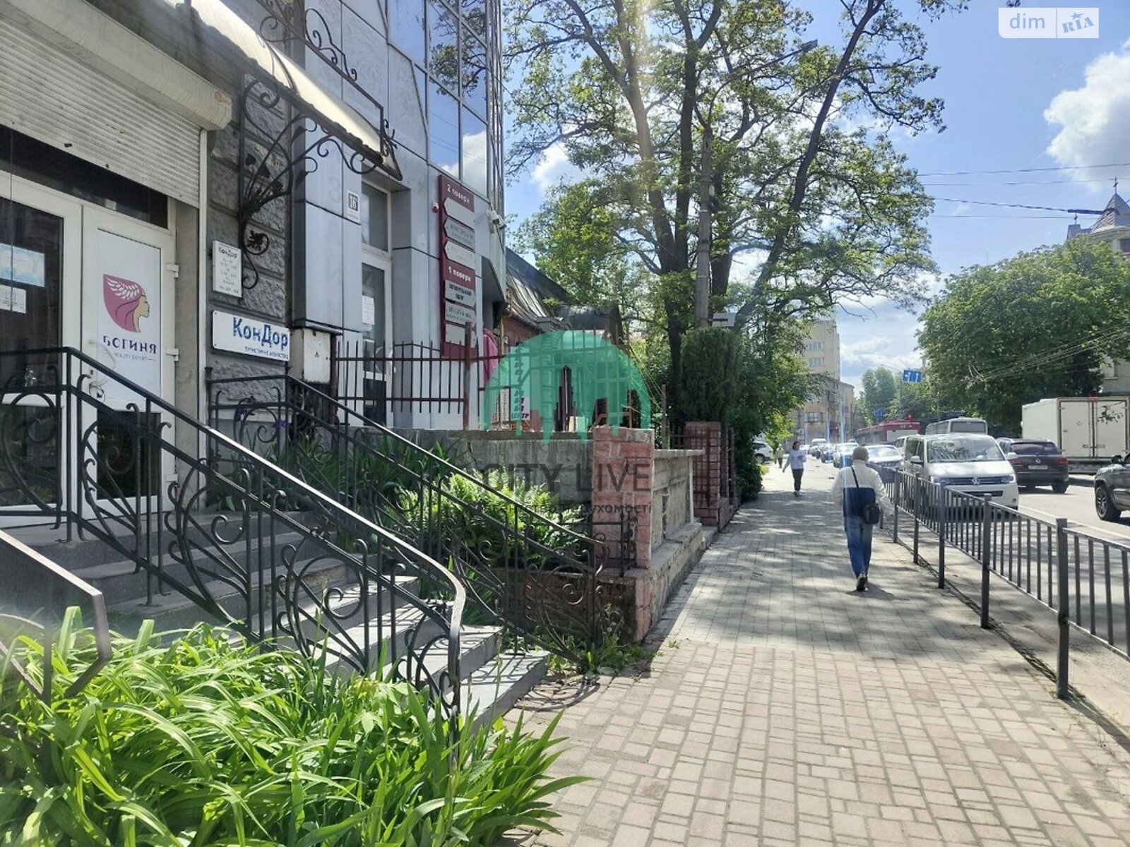 Коммерческое помещение в Ивано-Франковске, сдам в аренду по Василиянок улица, район Центр, цена: 10 000 грн за объект фото 1 Коммерческое помещение в Ивано-Франковске, сдам в аренду по Василиянок улица, район Центр, цена: 10 000 грн за объект фото 1
