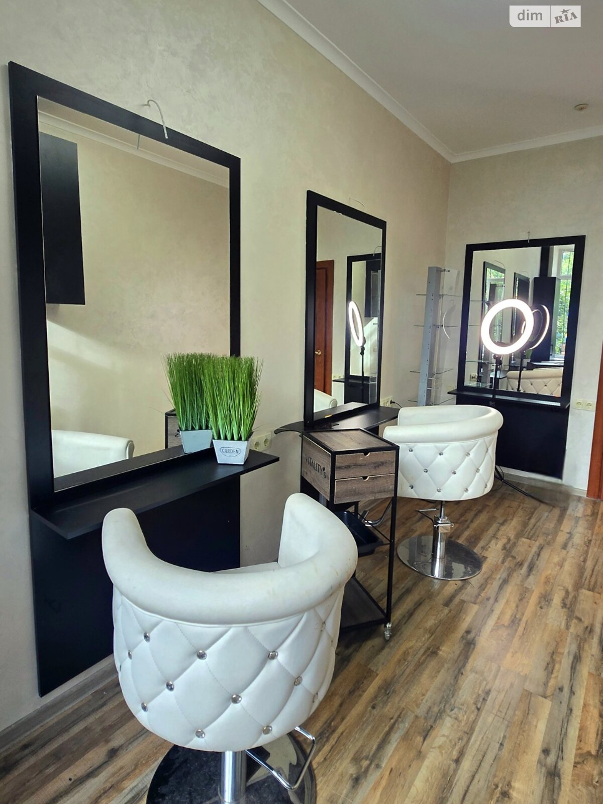 Комерційне приміщення в Івано-Франківську, здам в оренду по В’ячеслава Чорновола вулиця 20А, район Центр, ціна: 37 550 грн за об’єкт фото 1 Комерційне приміщення в Івано-Франківську, здам в оренду по В’ячеслава Чорновола вулиця 20А, район Центр, ціна: 37 550 грн за об’єкт фото 1