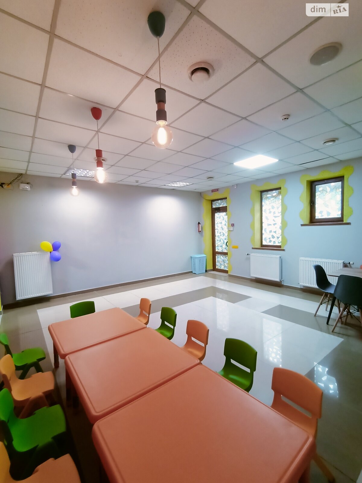 Комерційне приміщення в Івано-Франківську, здам в оренду по В’ячеслава Чорновола вулиця 82, район Центр, ціна: 24 675 грн за об’єкт фото 1