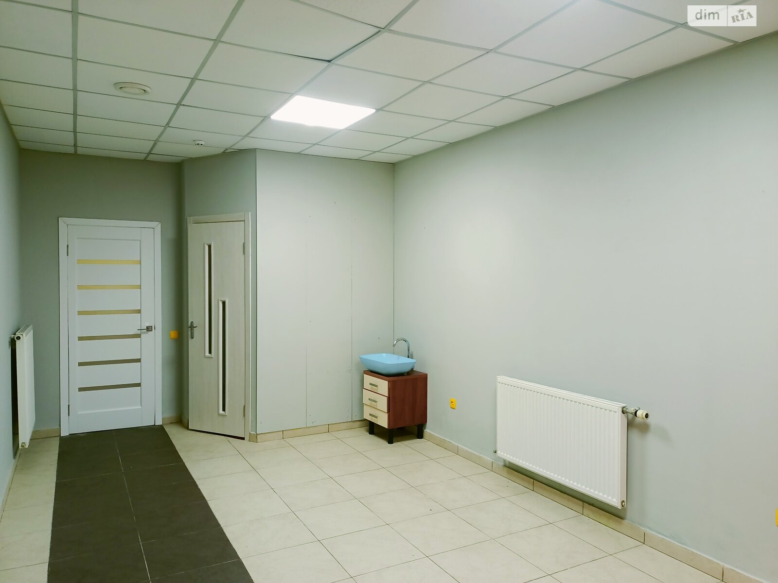 Комерційне приміщення в Івано-Франківську, здам в оренду по В’ячеслава Чорновола вулиця 82, район Центр, ціна: 24 675 грн за об’єкт фото 1