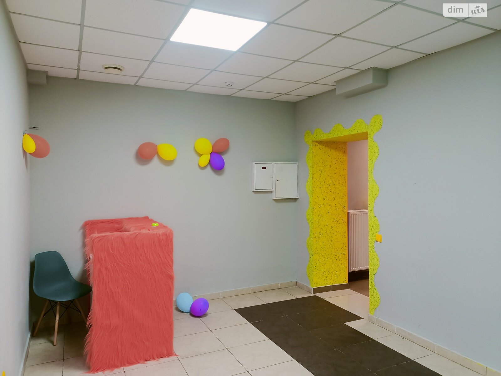 Комерційне приміщення в Івано-Франківську, здам в оренду по В’ячеслава Чорновола вулиця 82, район Центр, ціна: 24 675 грн за об’єкт фото 1