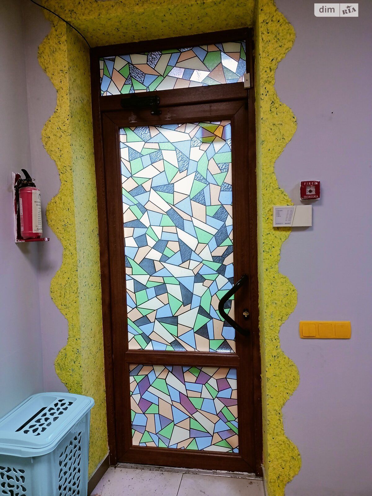 Комерційне приміщення в Івано-Франківську, здам в оренду по В’ячеслава Чорновола вулиця 82, район Центр, ціна: 24 675 грн за об’єкт фото 1