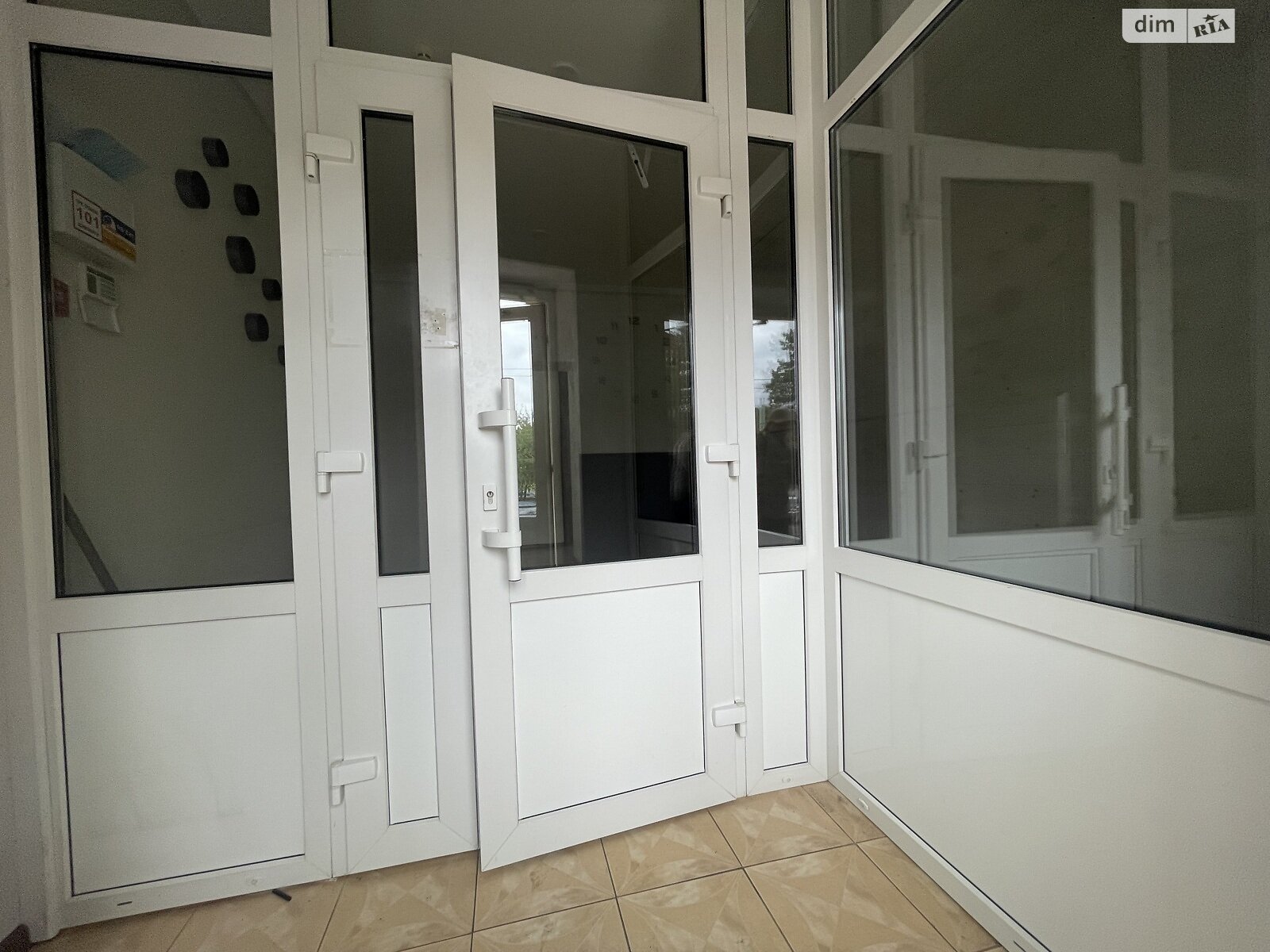 Коммерческое помещение в Житомире, сдам в аренду по Королева улица 48Б, район Полевая, цена: 45 000 грн за объект фото 1 Коммерческое помещение в Житомире, сдам в аренду по Королева улица 48Б, район Полевая, цена: 45 000 грн за объект фото 1