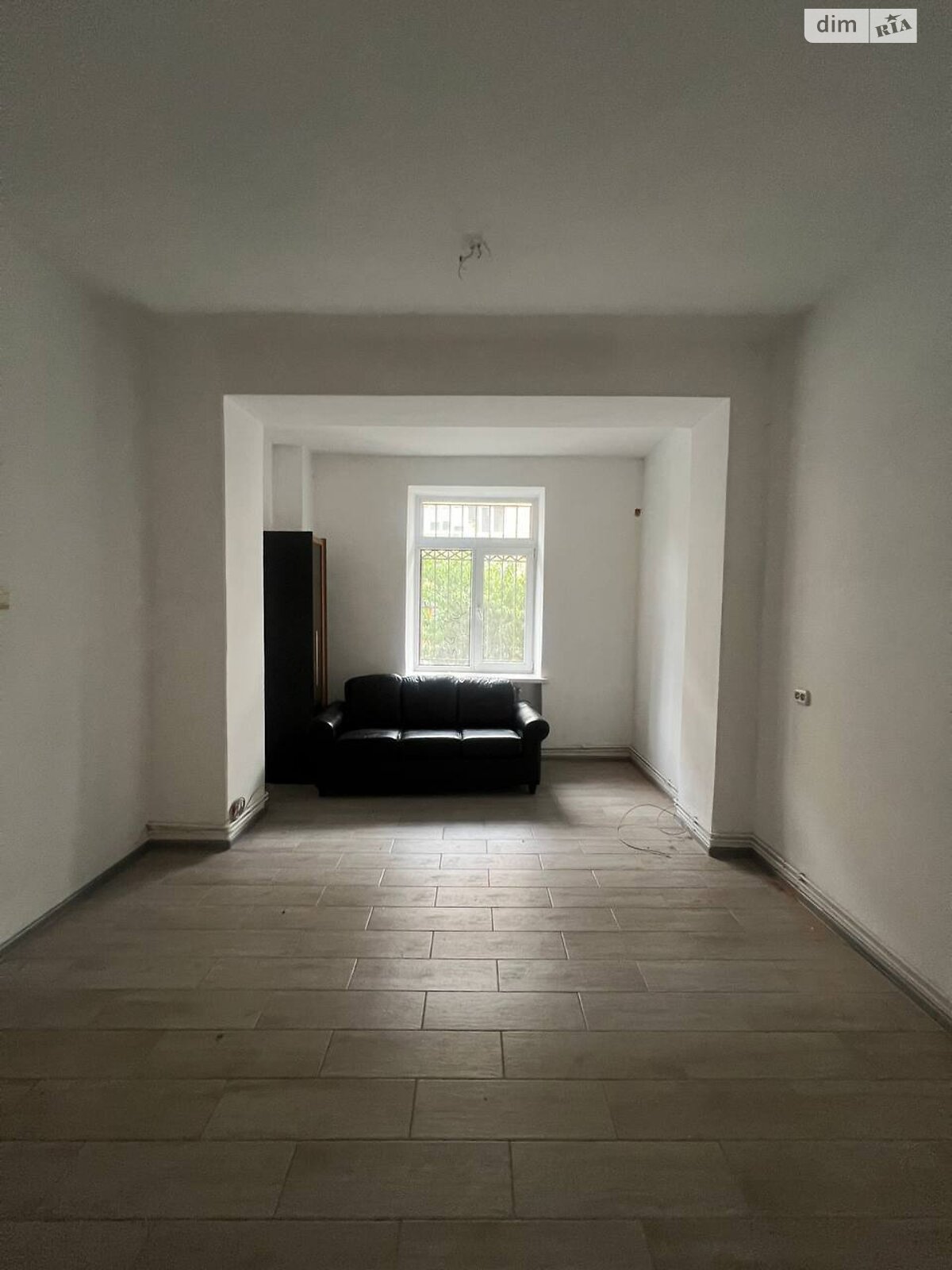 Комерційне приміщення в Житомирі, здам в оренду по Леха Качинського вулиця 6, район Центр, ціна: 30 000 грн за об’єкт фото 1