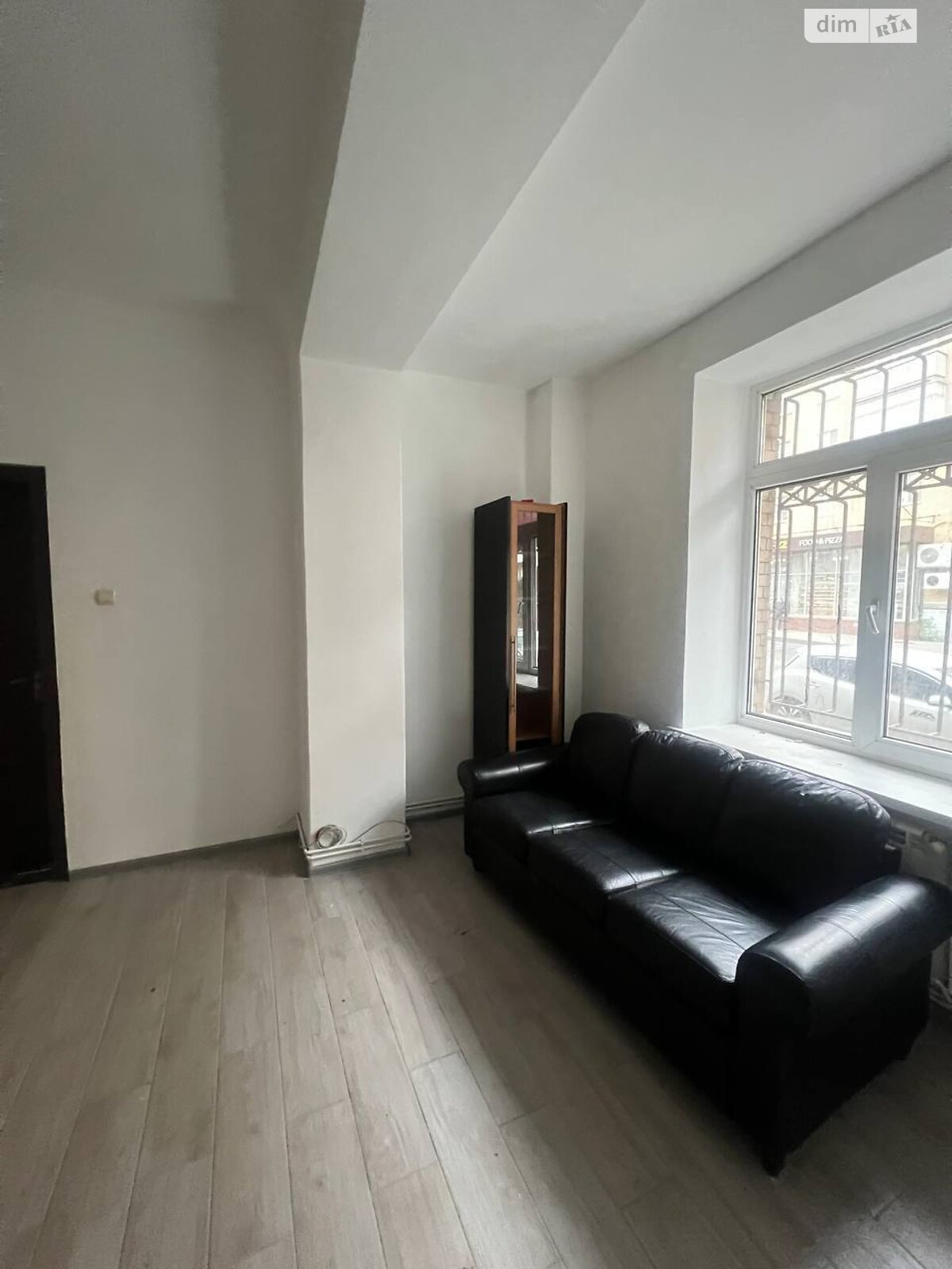 Комерційне приміщення в Житомирі, здам в оренду по Леха Качинського вулиця 6, район Центр, ціна: 30 000 грн за об’єкт фото 1