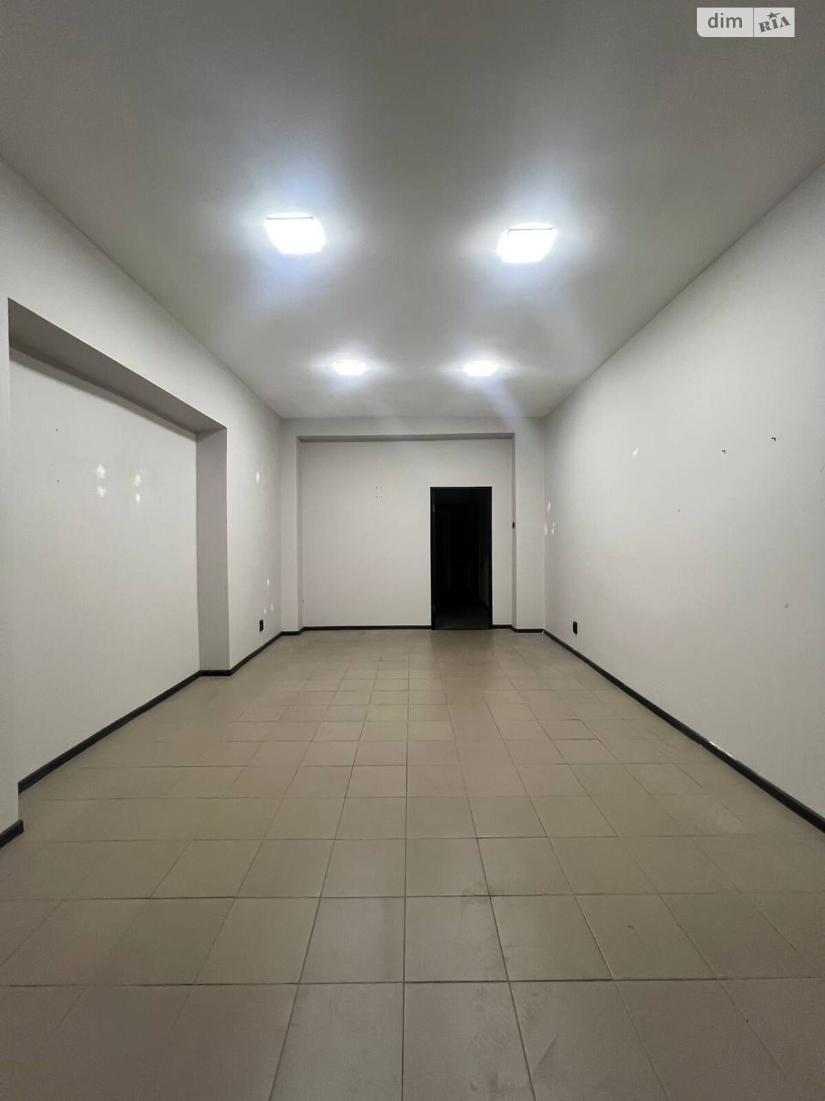 Комерційне приміщення в Житомирі, здам в оренду по Леха Качинського вулиця 6, район Центр, ціна: 30 000 грн за об’єкт фото 1