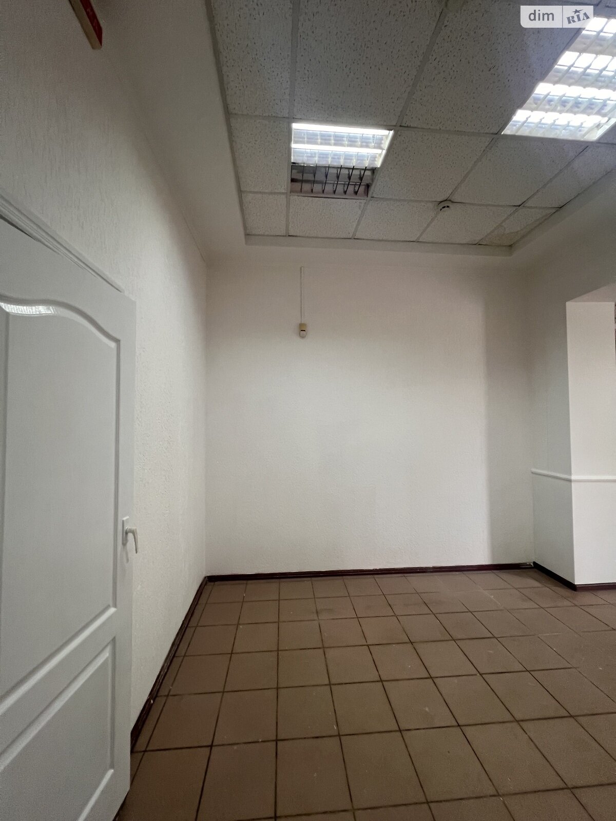 Комерційне приміщення в Житомирі, здам в оренду по Лятошинського Бориса вулиця 16, район Центр, ціна: 55 000 грн за об’єкт фото 1 Комерційне приміщення в Житомирі, здам в оренду по Лятошинського Бориса вулиця 16, район Центр, ціна: 55 000 грн за об’єкт фото 1