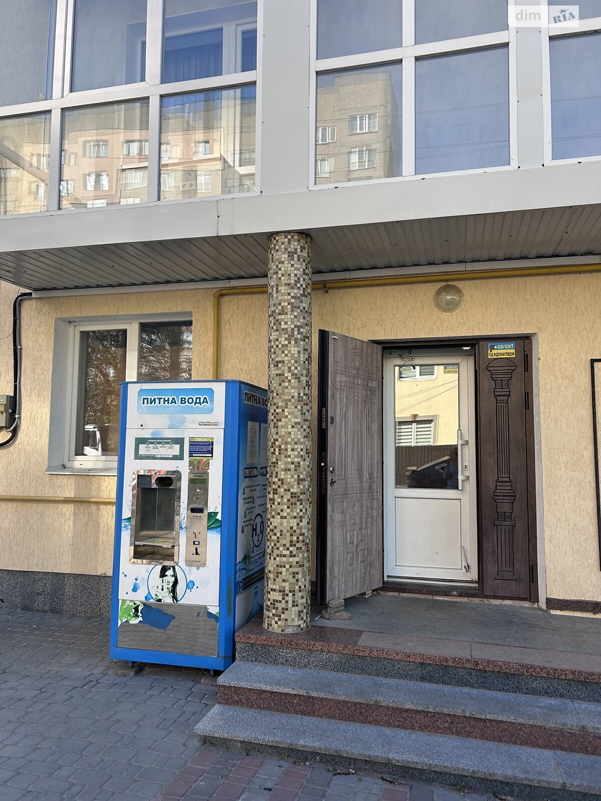 Комерційне приміщення в Калинівці, здам в оренду по В’ячеслава Чорновола (Першутова) вулиця 6, ціна: 10 000 грн за об’єкт фото 1 Комерційне приміщення в Калинівці, здам в оренду по В’ячеслава Чорновола (Першутова) вулиця 6, ціна: 10 000 грн за об’єкт фото 1