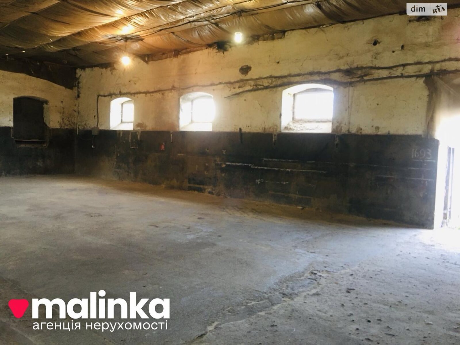 Комерційне приміщення в Кам’янці-Бузькій, Сірка Івана вулиця, ціна оренди: 30 500 грн за об’єкт фото 1 Комерційне приміщення в Кам’янці-Бузькій, Сірка Івана вулиця, ціна оренди: 30 500 грн за об’єкт фото 1