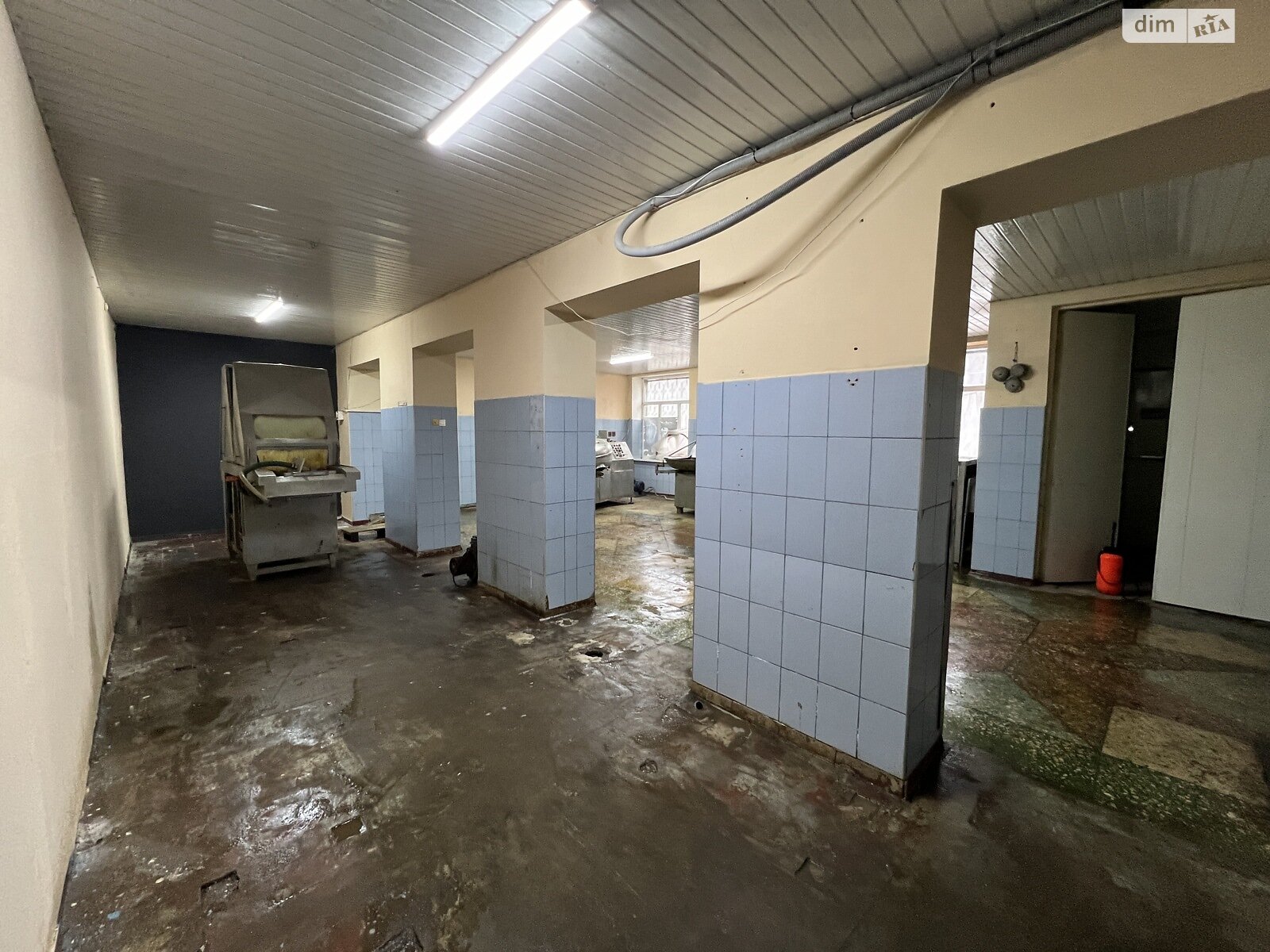 Коммерческое помещение в Каменском, сдам в аренду по Звенигородская (Бойко) улица, район Заводской, цена: 60 000 грн за объект фото 1 Коммерческое помещение в Каменском, сдам в аренду по Звенигородская (Бойко) улица, район Заводской, цена: 60 000 грн за объект фото 1
