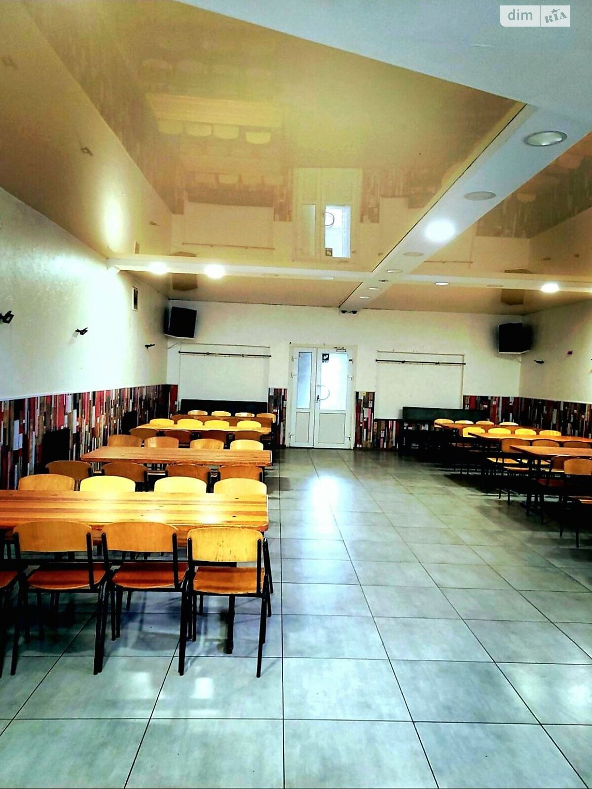 Комерційне приміщення в Карнаухівці, здам в оренду по Центральна вулиця 103, район Південний, ціна: 20 000 грн за об’єкт фото 1 Комерційне приміщення в Карнаухівці, здам в оренду по Центральна вулиця 103, район Південний, ціна: 20 000 грн за об’єкт фото 1