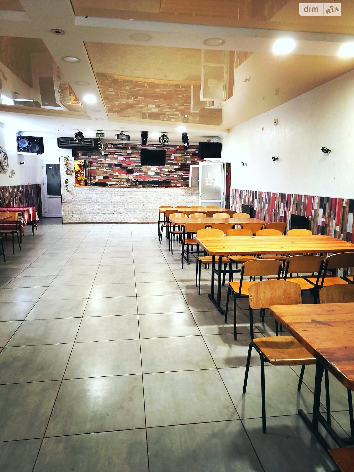 Комерційне приміщення в Карнаухівці, здам в оренду по Центральна вулиця 103, район Південний, ціна: 20 000 грн за об’єкт фото 1 Комерційне приміщення в Карнаухівці, здам в оренду по Центральна вулиця 103, район Південний, ціна: 20 000 грн за об’єкт фото 1