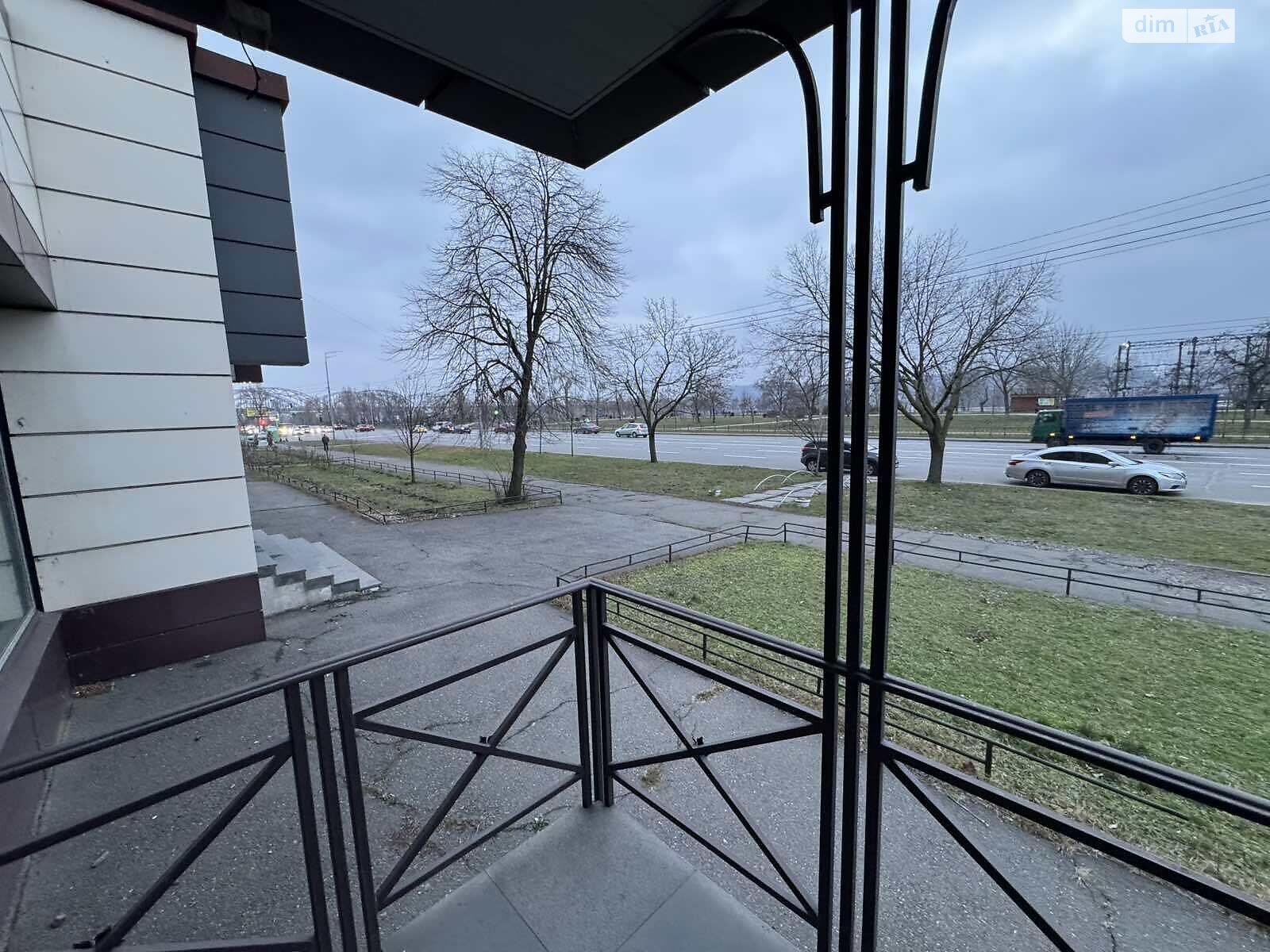 Коммерческое помещение в Киеве, сдам в аренду по Днепровская набережная 13, район Березняки, цена: 469 000 грн за объект фото 1 Коммерческое помещение в Киеве, сдам в аренду по Днепровская набережная 13, район Березняки, цена: 469 000 грн за объект фото 1