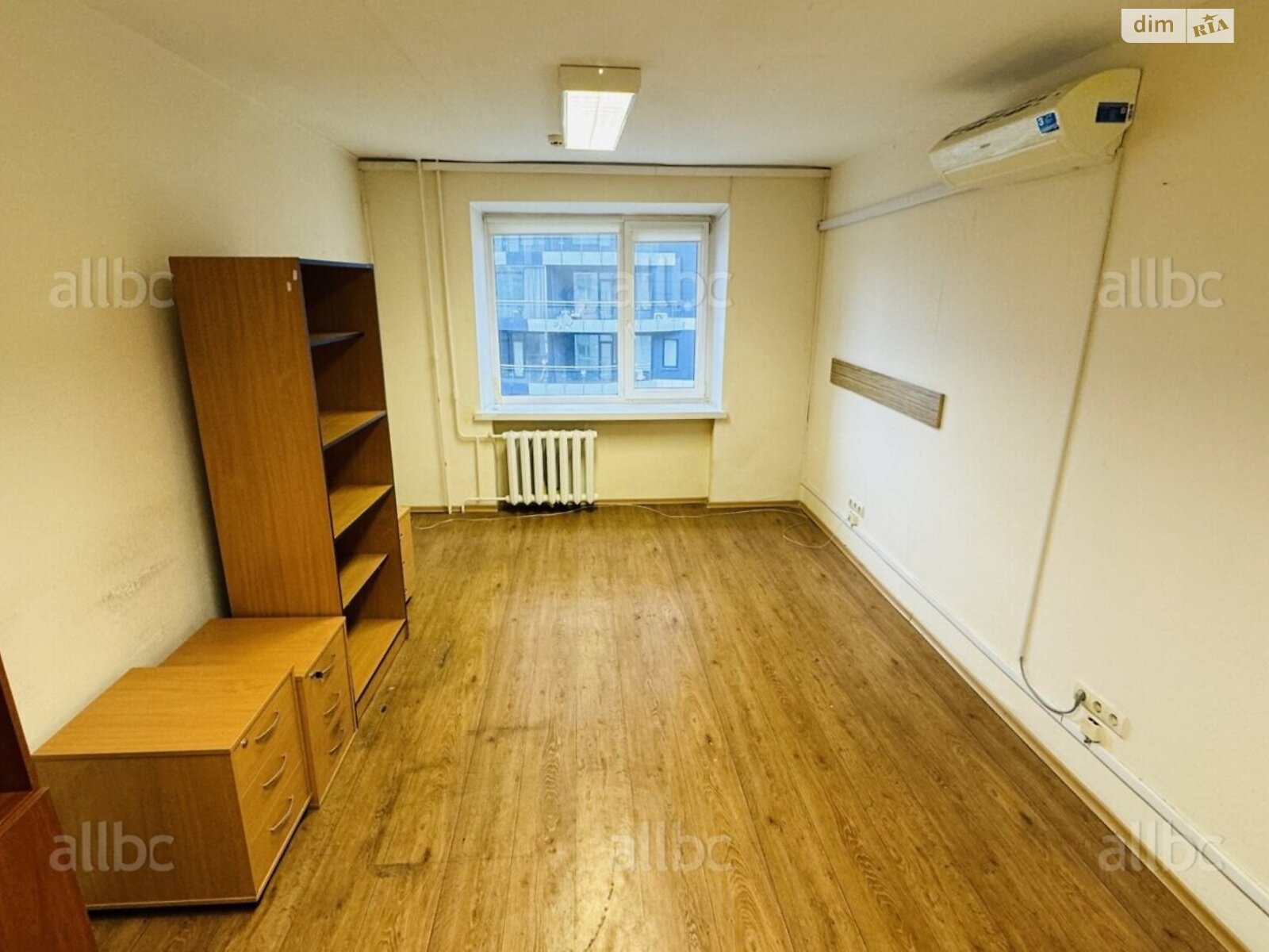 Коммерческое помещение в Киеве, сдам в аренду по Лабораторный переулок 1, район Рождественская, цена: 13 500 грн за объект фото 1