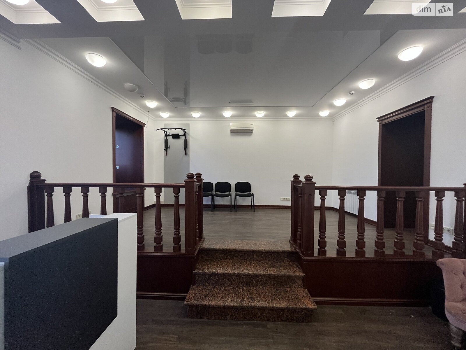 Комерційне приміщення в Києві, здам в оренду по Саксаганського вулиця 13/42, район Черепанова гора, ціна: 92 950 грн за об’єкт фото 1