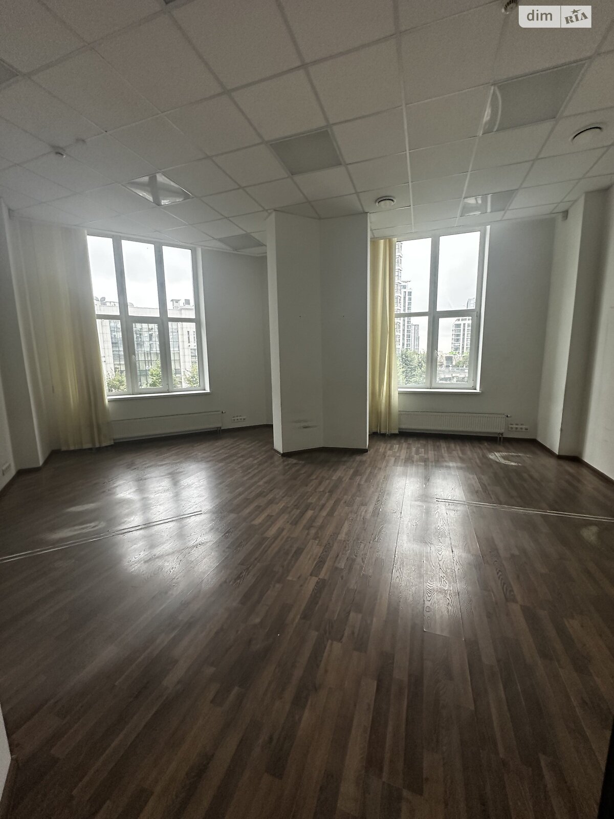 Комерційне приміщення в Києві, здам в оренду по Андрія Верхогляда (Драгомирова) вулиця 16, район Чорна Гора, ціна: 297 609 грн за об’єкт фото 1