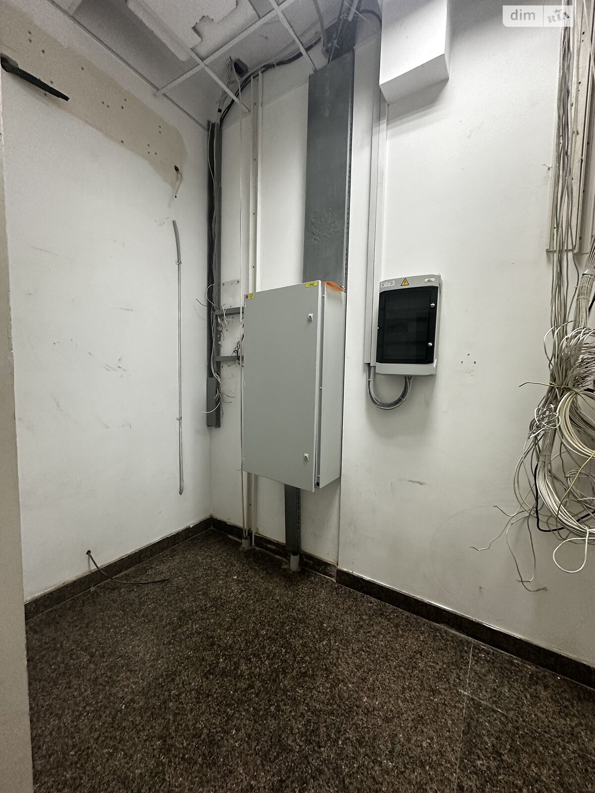 Комерційне приміщення в Києві, здам в оренду по Андрія Верхогляда (Драгомирова) вулиця 16, район Чорна Гора, ціна: 297 609 грн за об’єкт фото 1