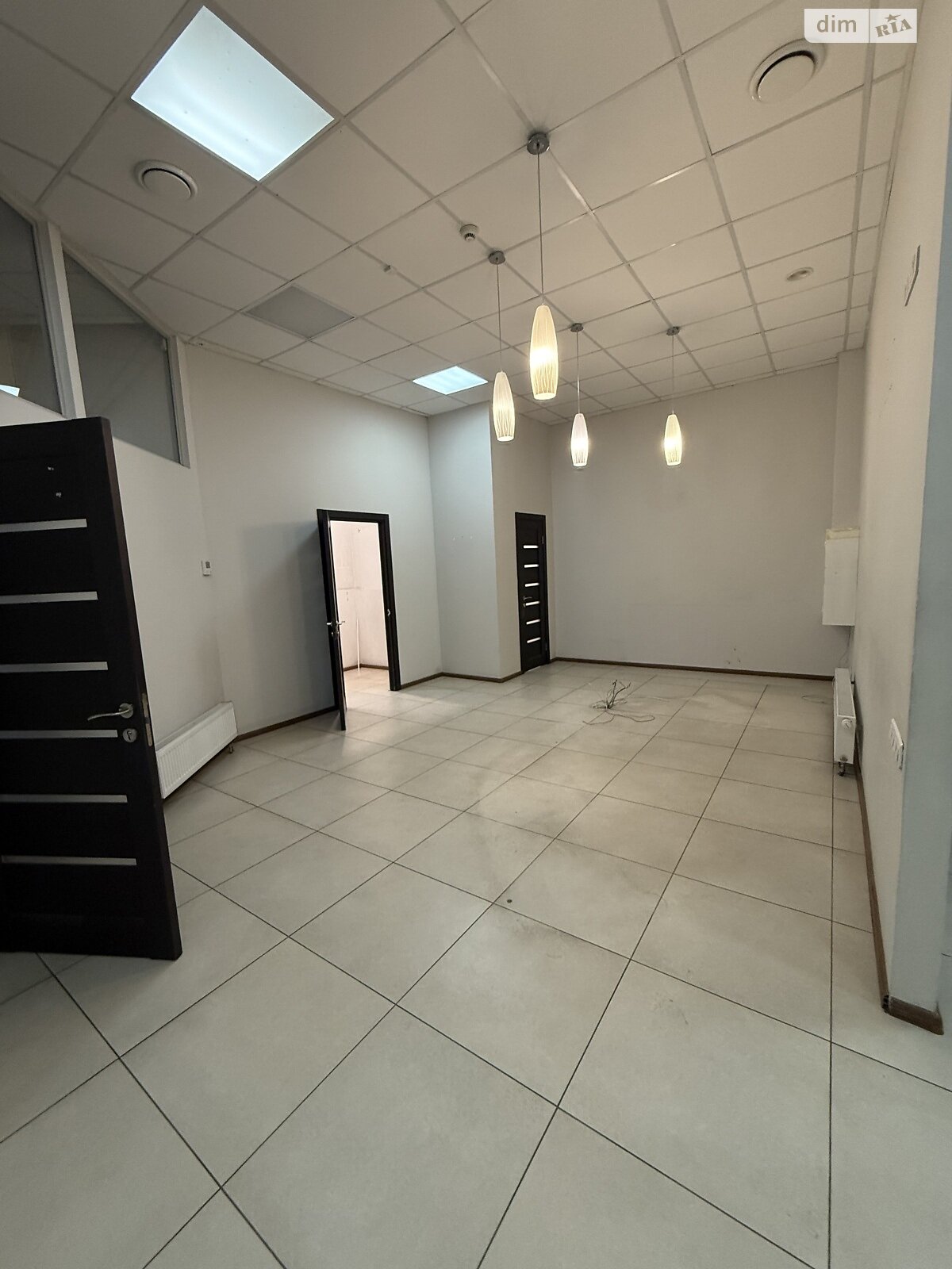 Комерційне приміщення в Києві, здам в оренду по Андрія Верхогляда (Драгомирова) вулиця 16, район Чорна Гора, ціна: 295 750 грн за об’єкт фото 1 Комерційне приміщення в Києві, здам в оренду по Андрія Верхогляда (Драгомирова) вулиця 16, район Чорна Гора, ціна: 295 750 грн за об’єкт фото 1