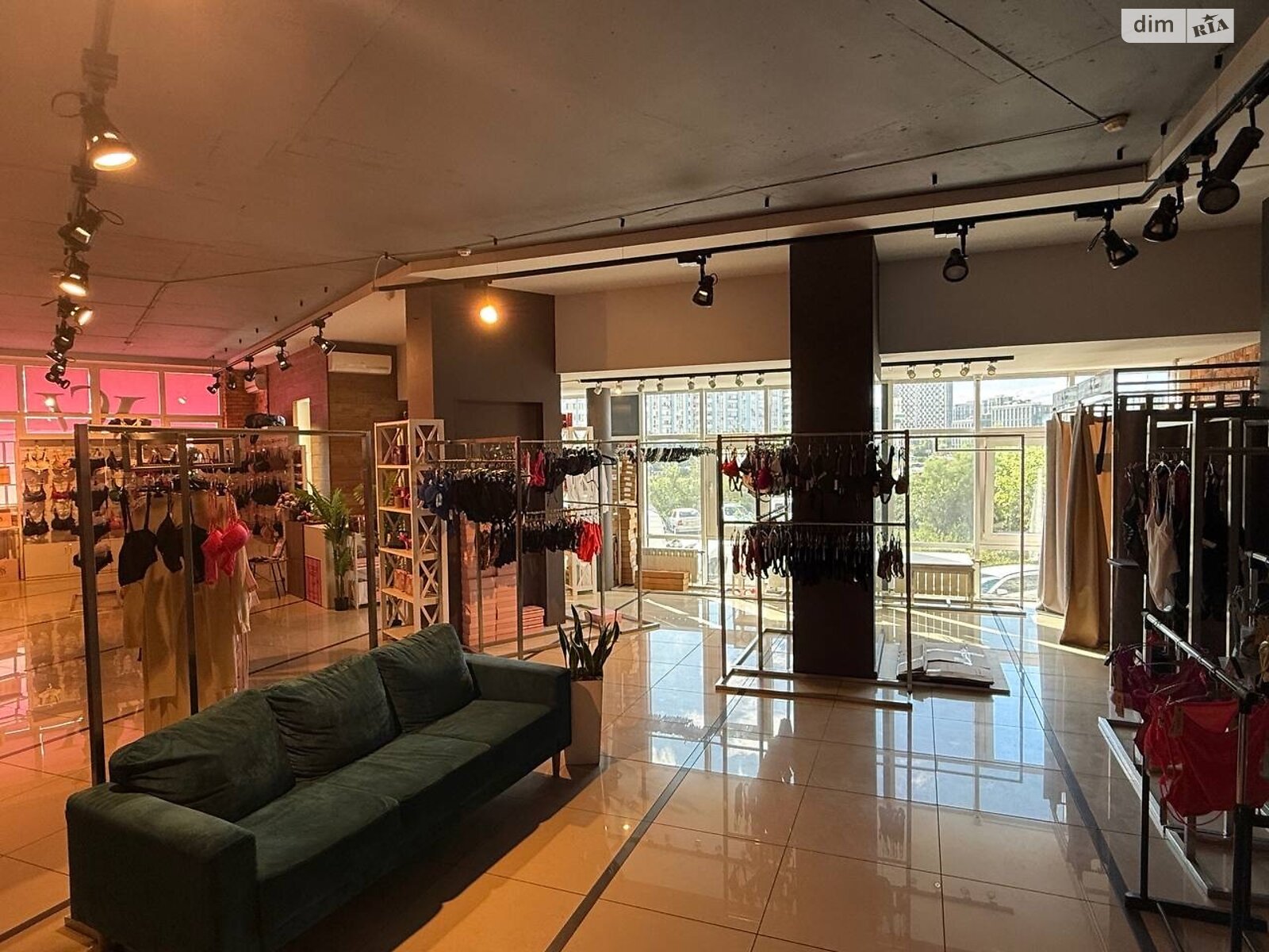 Комерційне приміщення в Києві, здам в оренду по Чавдар Єлизавети вулиця 1, район Дарницький, ціна: 67 472 грн за об’єкт фото 1