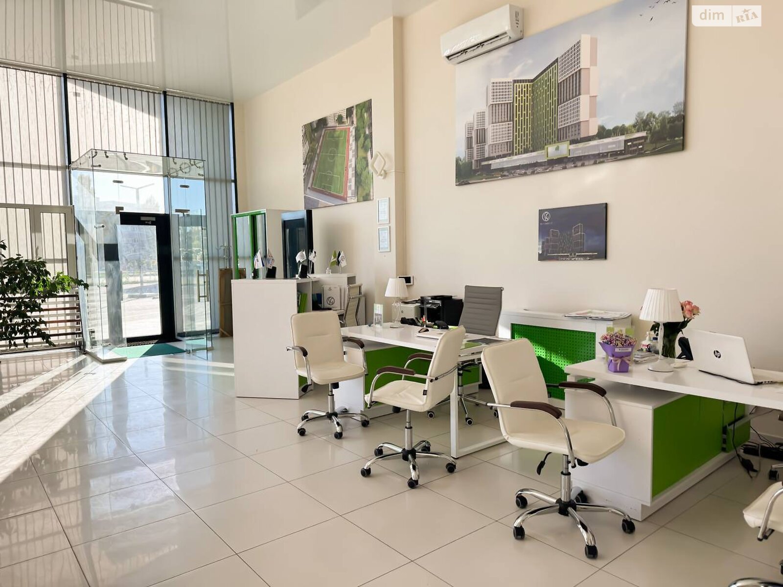 Коммерческое помещение в Киеве, сдам в аренду по Николая Бажана проспект 17, район Дарницкий, цена: 126 568 грн за объект фото 1 Коммерческое помещение в Киеве, сдам в аренду по Николая Бажана проспект 17, район Дарницкий, цена: 126 568 грн за объект фото 1