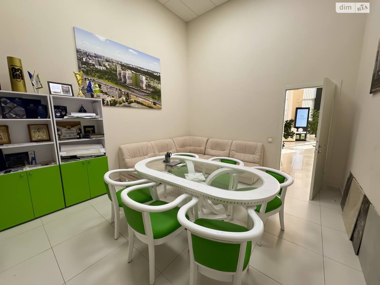 Коммерческое помещение в Киеве, сдам в аренду по Николая Бажана проспект 17, район Дарницкий, цена: 126 568 грн за объект фото 1 Коммерческое помещение в Киеве, сдам в аренду по Николая Бажана проспект 17, район Дарницкий, цена: 126 568 грн за объект фото 1