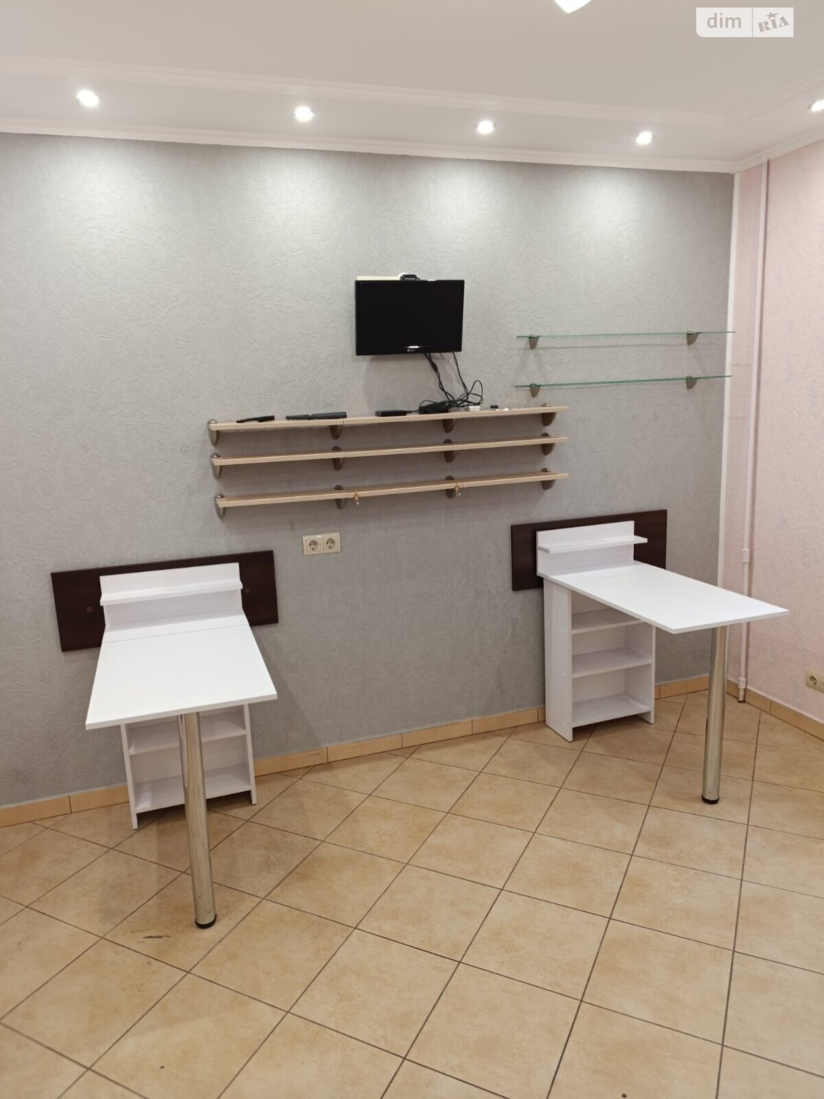 Коммерческое помещение в Киеве, сдам в аренду по Николая Бажана проспект, район Дарницкий, цена: 9 000 грн за объект фото 1 Коммерческое помещение в Киеве, сдам в аренду по Николая Бажана проспект, район Дарницкий, цена: 9 000 грн за объект фото 1