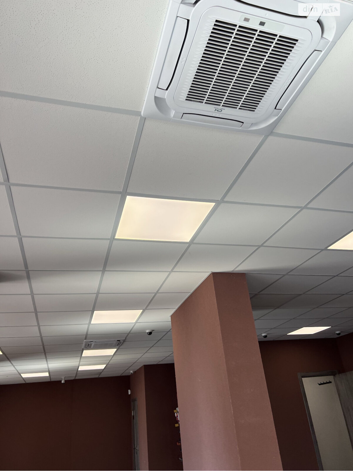 Комерційне приміщення в Києві, здам в оренду по Центральна вулиця 21А, район Дарницький, ціна: 42 170 грн за об’єкт фото 1