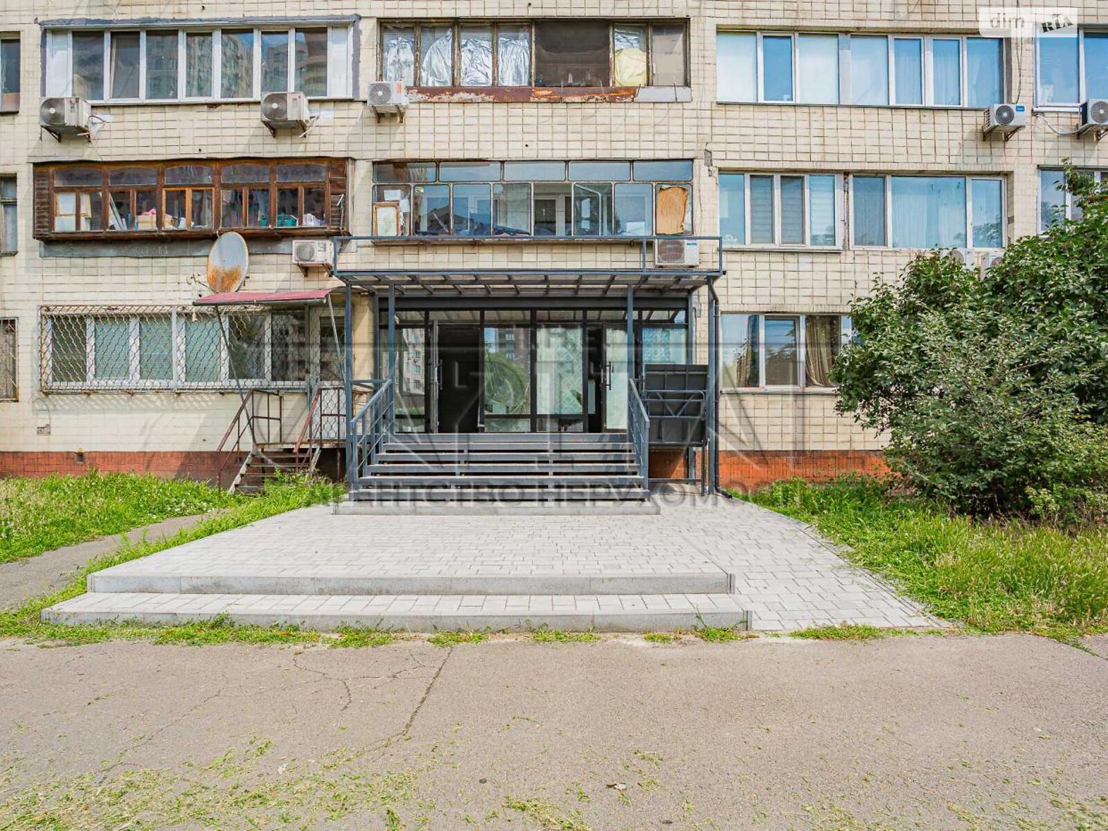 Комерційне приміщення в Києві, здам в оренду по Валерія Лобановського (Червонозоряний) проспект 117, район Деміївка, ціна: 41 950 грн за об’єкт фото 1 Комерційне приміщення в Києві, здам в оренду по Валерія Лобановського (Червонозоряний) проспект 117, район Деміївка, ціна: 41 950 грн за об’єкт фото 1