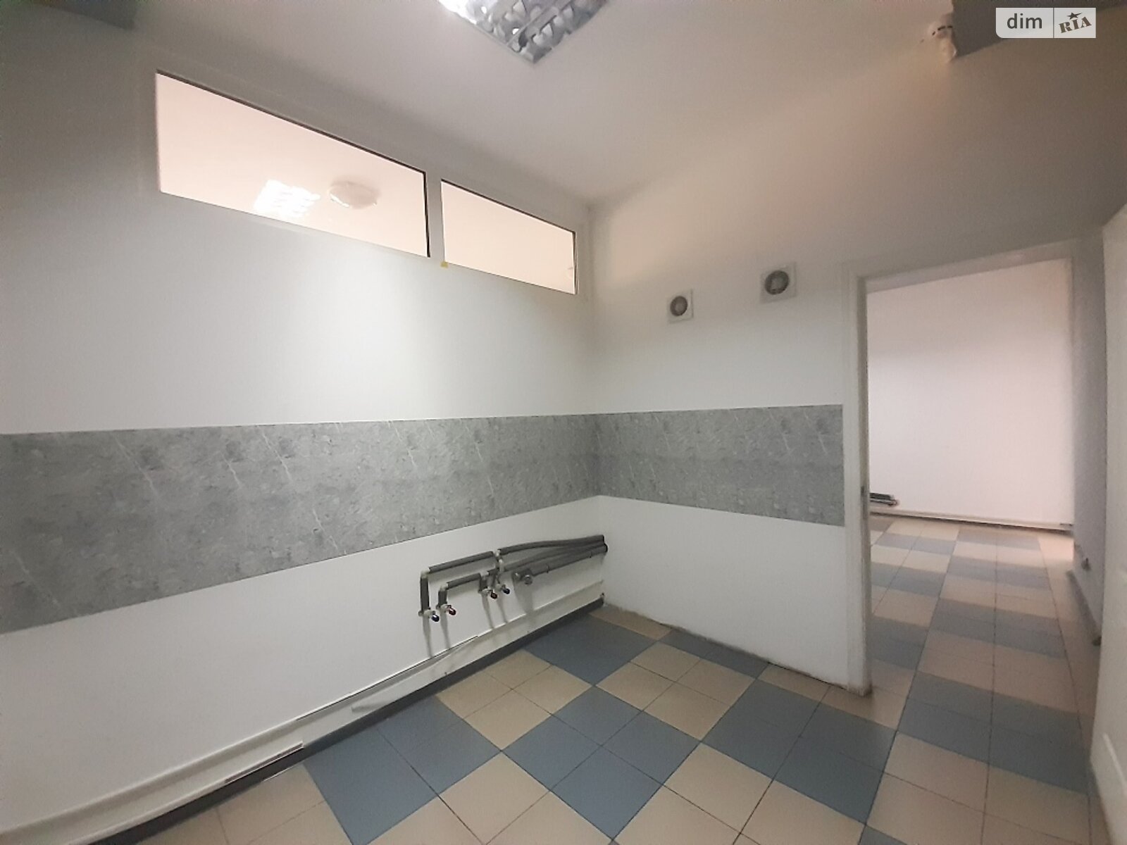 Коммерческое помещение в Киеве, сдам в аренду по Дмитрия Багалия (Пожарского) улица 4, район Днепровский, цена: 40 000 грн за объект фото 1 Коммерческое помещение в Киеве, сдам в аренду по Дмитрия Багалия (Пожарского) улица 4, район Днепровский, цена: 40 000 грн за объект фото 1