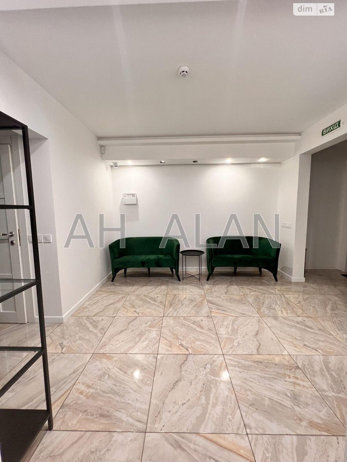 Коммерческое помещение в Киеве, сдам в аренду по Юлии Здановской (Ломоносова) улица 36В, район Голосеев, цена: 76 014 грн за объект фото 1