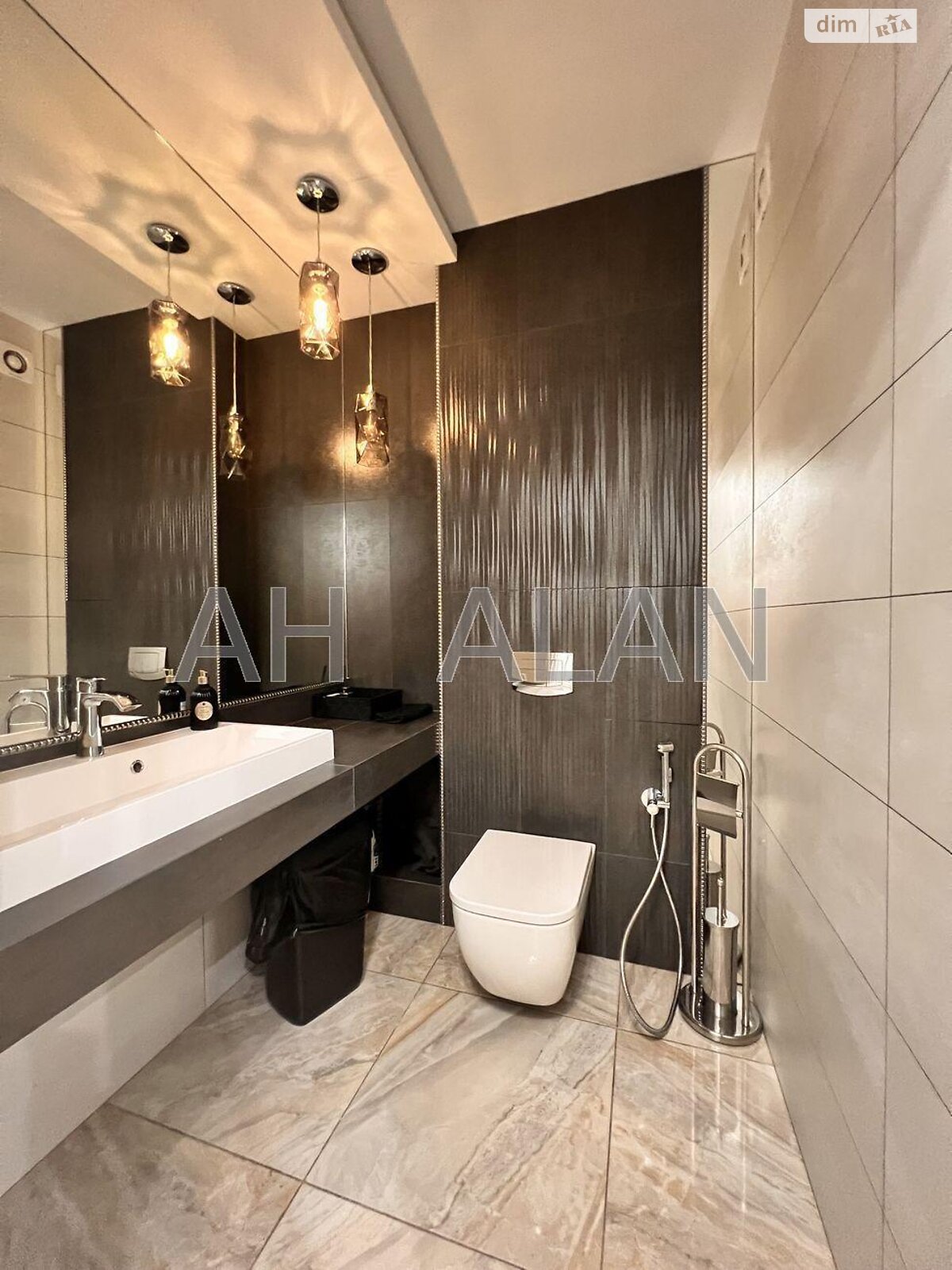 Коммерческое помещение в Киеве, сдам в аренду по Юлии Здановской (Ломоносова) улица 36В, район Голосеев, цена: 76 014 грн за объект фото 1