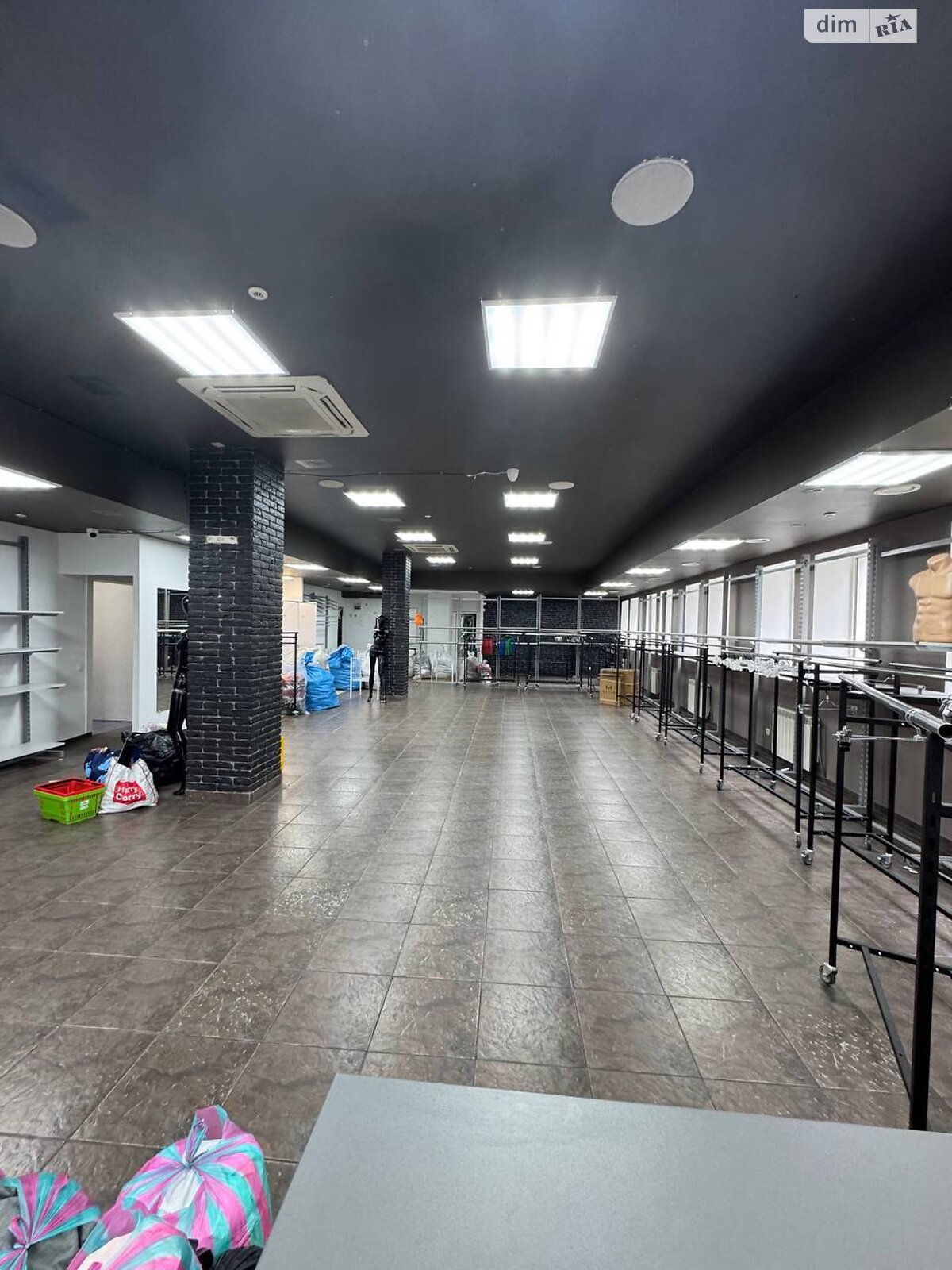 Комерційне приміщення в Києві, здам в оренду по Братства тарасівців (Декабристів) вулиця 7, район Харківський Масив, ціна: 70 000 грн за об’єкт фото 1