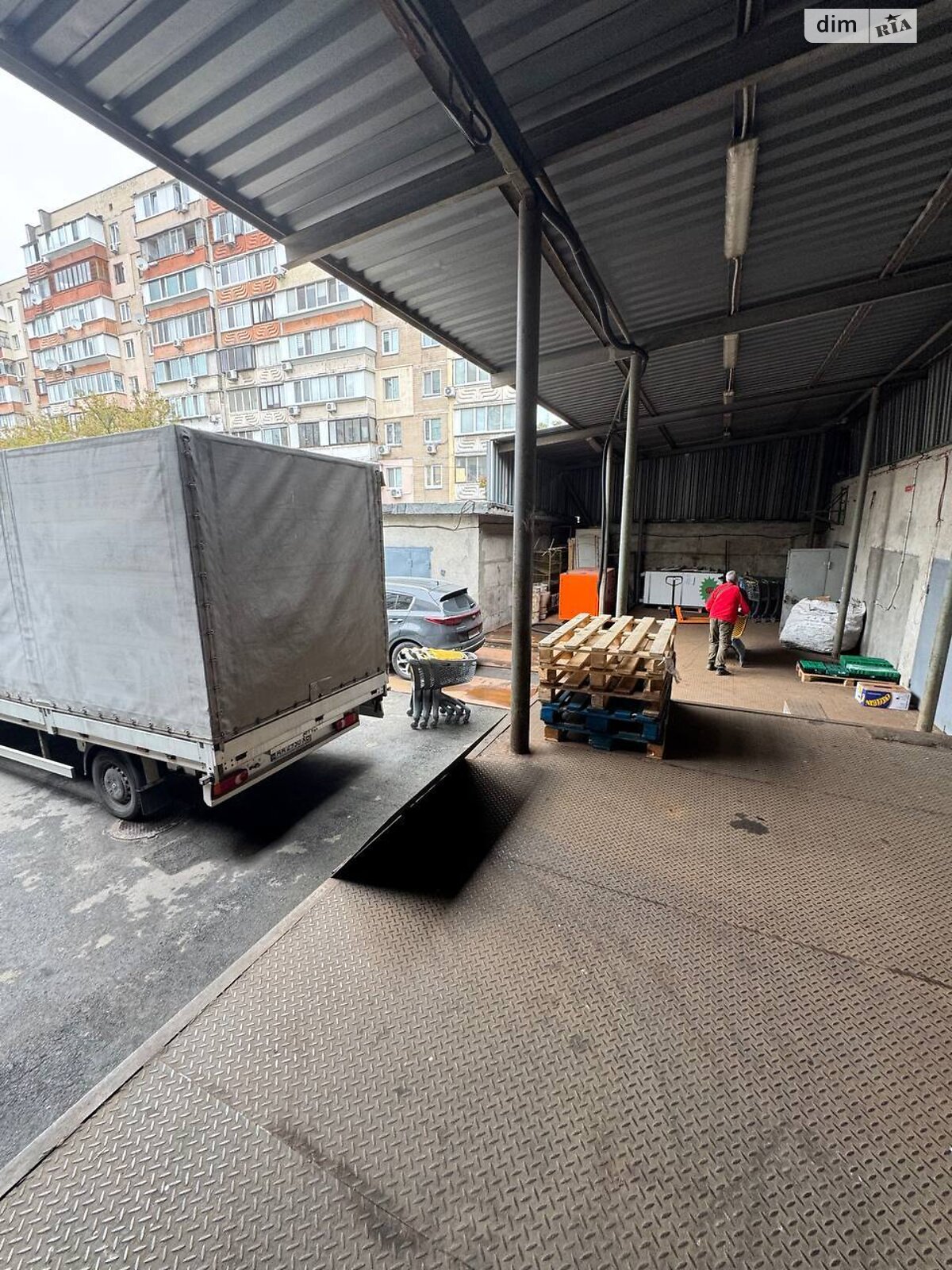 Комерційне приміщення в Києві, здам в оренду по Братства тарасівців (Декабристів) вулиця 7, район Харківський Масив, ціна: 70 000 грн за об’єкт фото 1