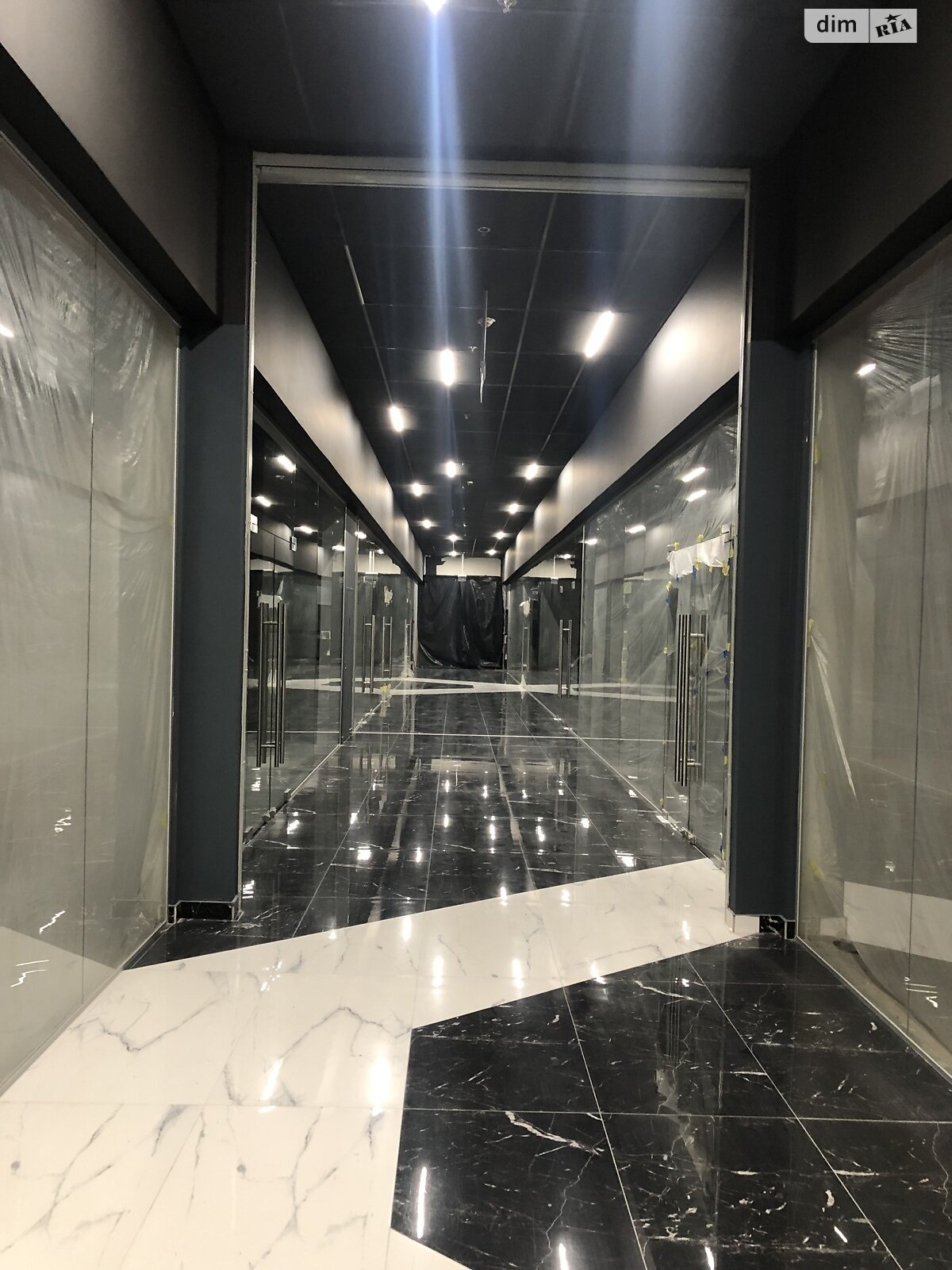 Коммерческое помещение в Киеве, сдам в аренду по Николая Бажана проспект 17, район Харьковский Массив, цена: 285 750 грн за объект фото 1 Коммерческое помещение в Киеве, сдам в аренду по Николая Бажана проспект 17, район Харьковский Массив, цена: 285 750 грн за объект фото 1