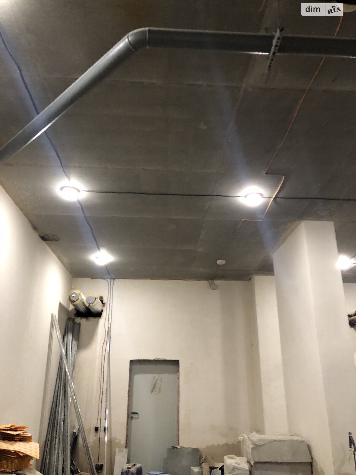 Коммерческое помещение в Киеве, сдам в аренду по Николая Бажана проспект 17, район Харьковский Массив, цена: 210 000 грн за объект фото 1 Коммерческое помещение в Киеве, сдам в аренду по Николая Бажана проспект 17, район Харьковский Массив, цена: 210 000 грн за объект фото 1