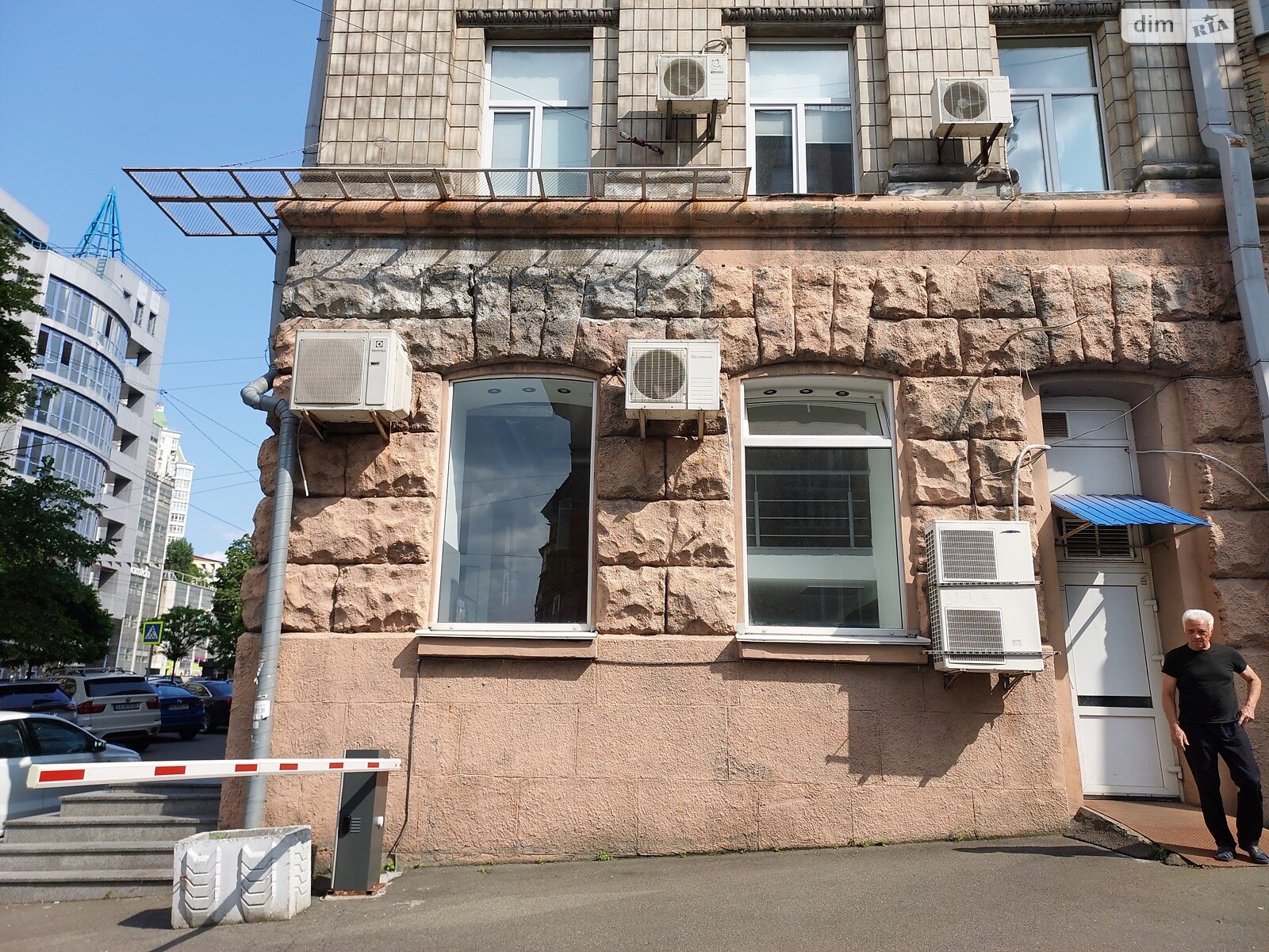 Комерційне приміщення в Києві, здам в оренду по Січових Стрільців (Артема) вулиця 77, район Кудрявець, ціна: 70 000 грн за об’єкт фото 1 Комерційне приміщення в Києві, здам в оренду по Січових Стрільців (Артема) вулиця 77, район Кудрявець, ціна: 70 000 грн за об’єкт фото 1