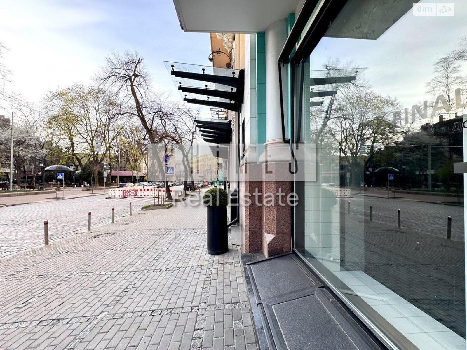 Коммерческое помещение в Киеве, сдам в аренду по Архитектора Городецкого улица 11, район Липки, цена: 337 840 грн за объект фото 1