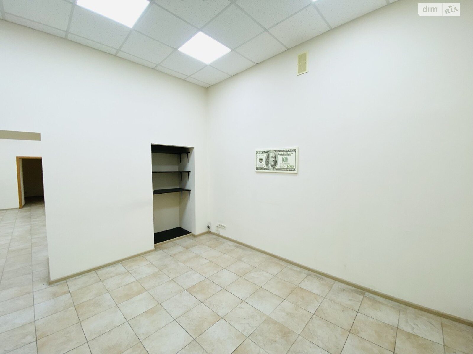Коммерческое помещение в Киеве, сдам в аренду по Круглоуниверситетская улица 14, район Липки, цена: 20 000 грн за объект фото 1